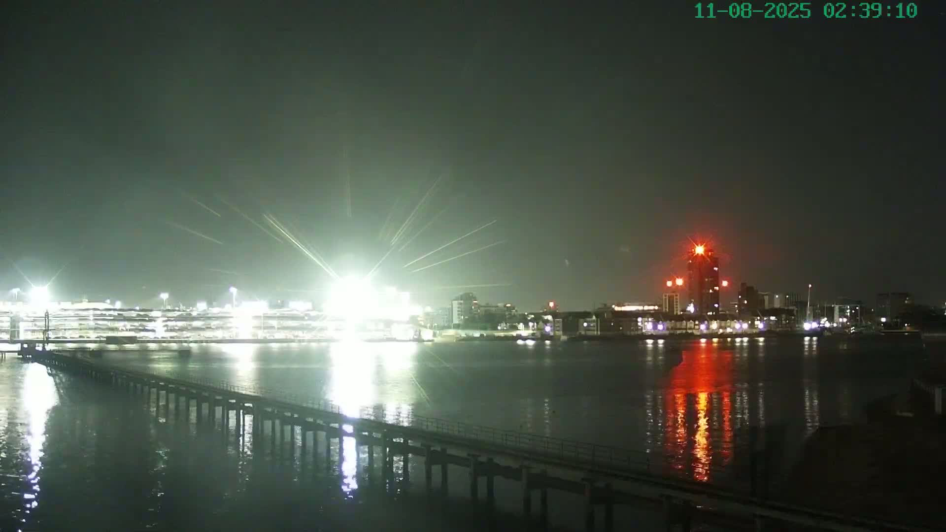 Southampton, Itchen River Agricultural Silos & Hyte View & (Tug & RoRo) Shipspotting  Live Cam - Southampton, Hampshire, South East, England, United Kingdom