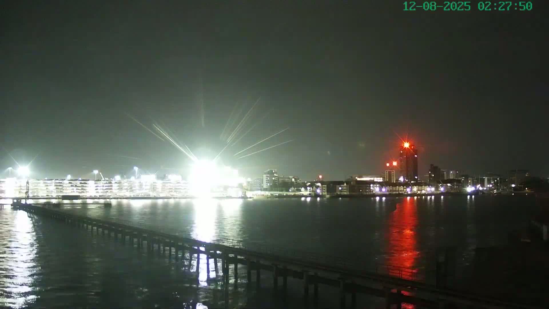 Southampton, Itchen River Agricultural Silos & Hyte View & (Tug & RoRo) Shipspotting  Live Cam - Southampton, Hampshire, South East, England, United Kingdom