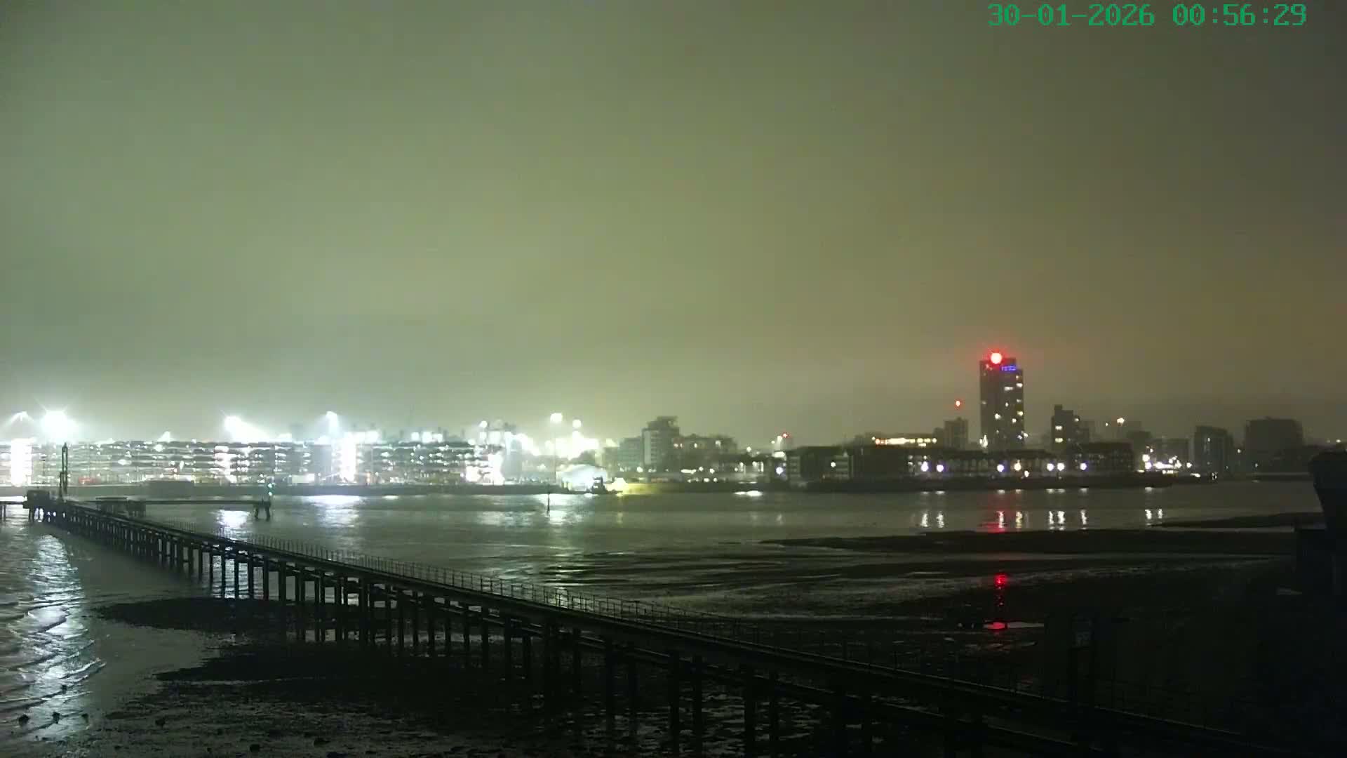 Southampton, Itchen River Agricultural Silos & Hyte View & (Tug & RoRo) Shipspotting  Live Cam - Southampton, Hampshire, South East, England, United Kingdom