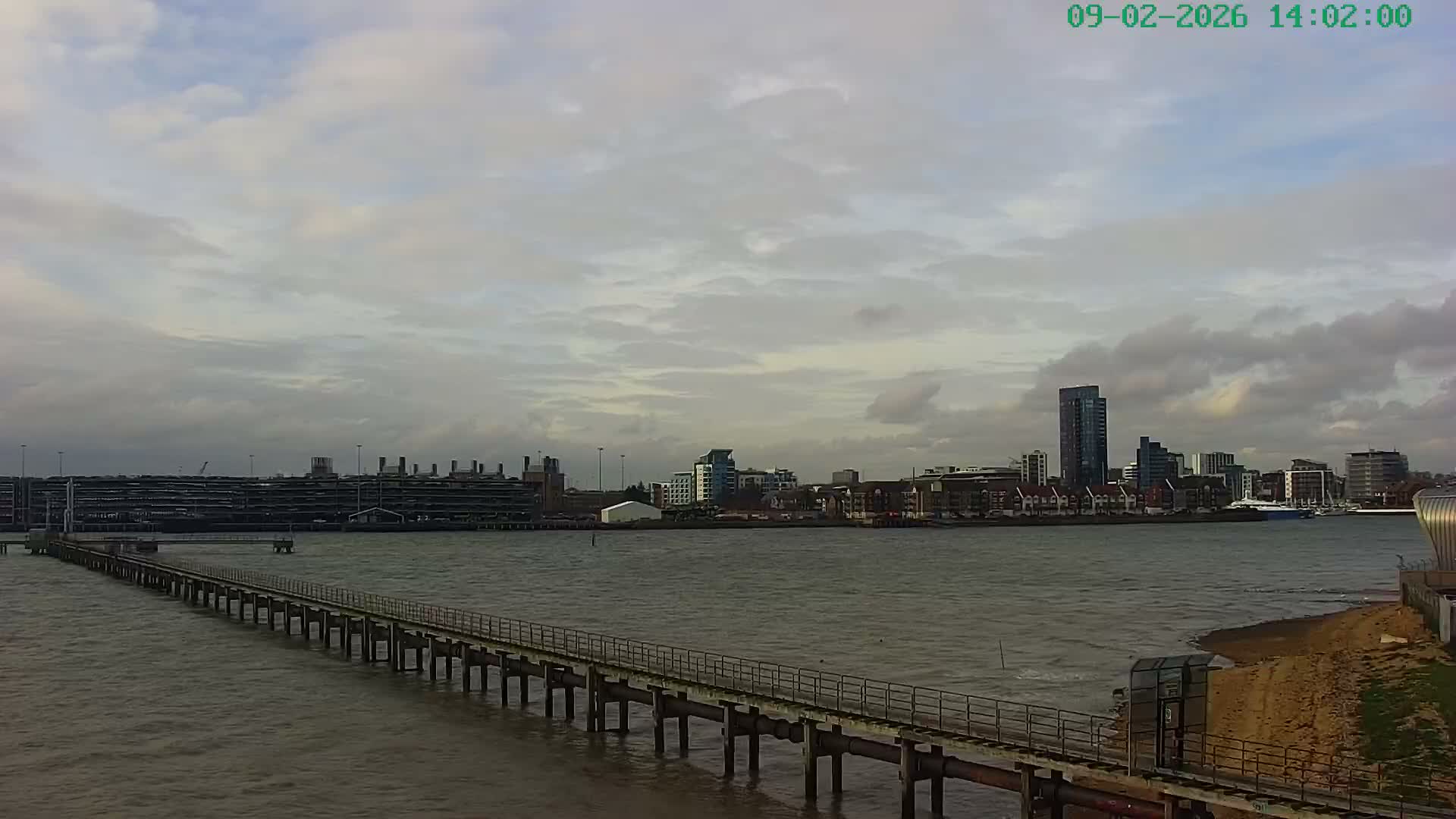 Southampton, Itchen River Agricultural Silos & Hyte View & (Tug & RoRo) Shipspotting  Live Cam - Southampton, Hampshire, South East, England, United Kingdom