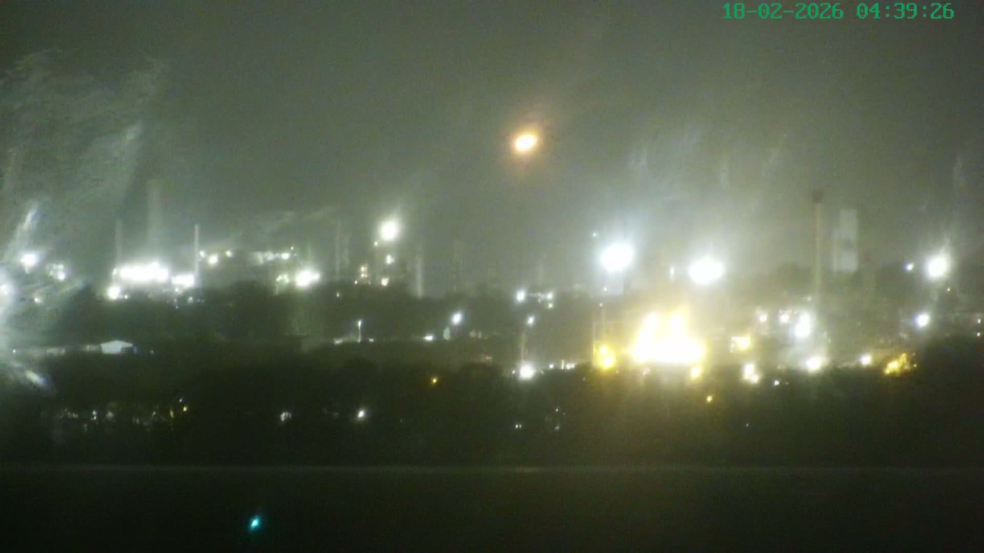Southampton, Itchen River Agricultural Silos & Hyte View & (Tug & RoRo) Shipspotting  Live Cam - Southampton, Hampshire, South East, England, United Kingdom
