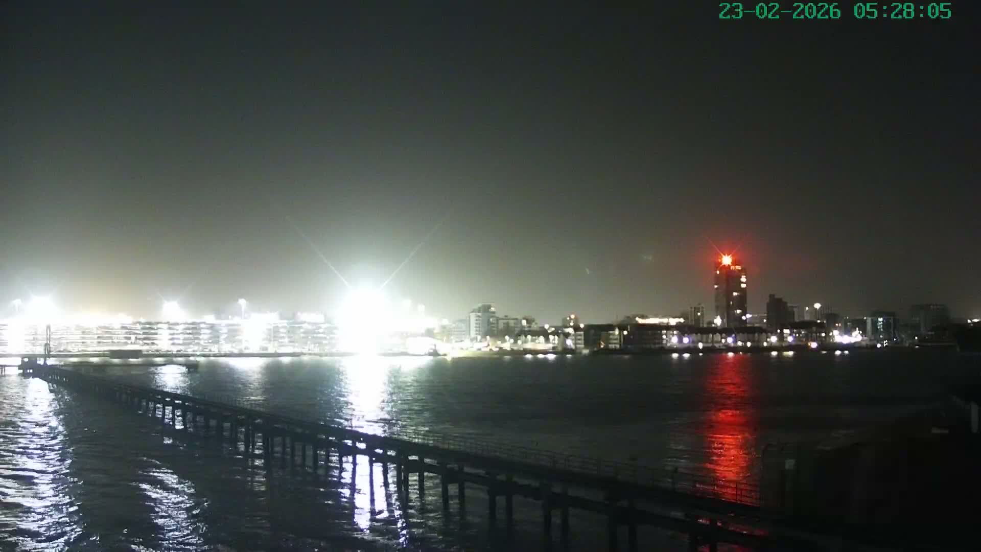 Southampton, Itchen River Agricultural Silos & Hyte View & (Tug & RoRo) Shipspotting  Live Cam - Southampton, Hampshire, South East, England, United Kingdom