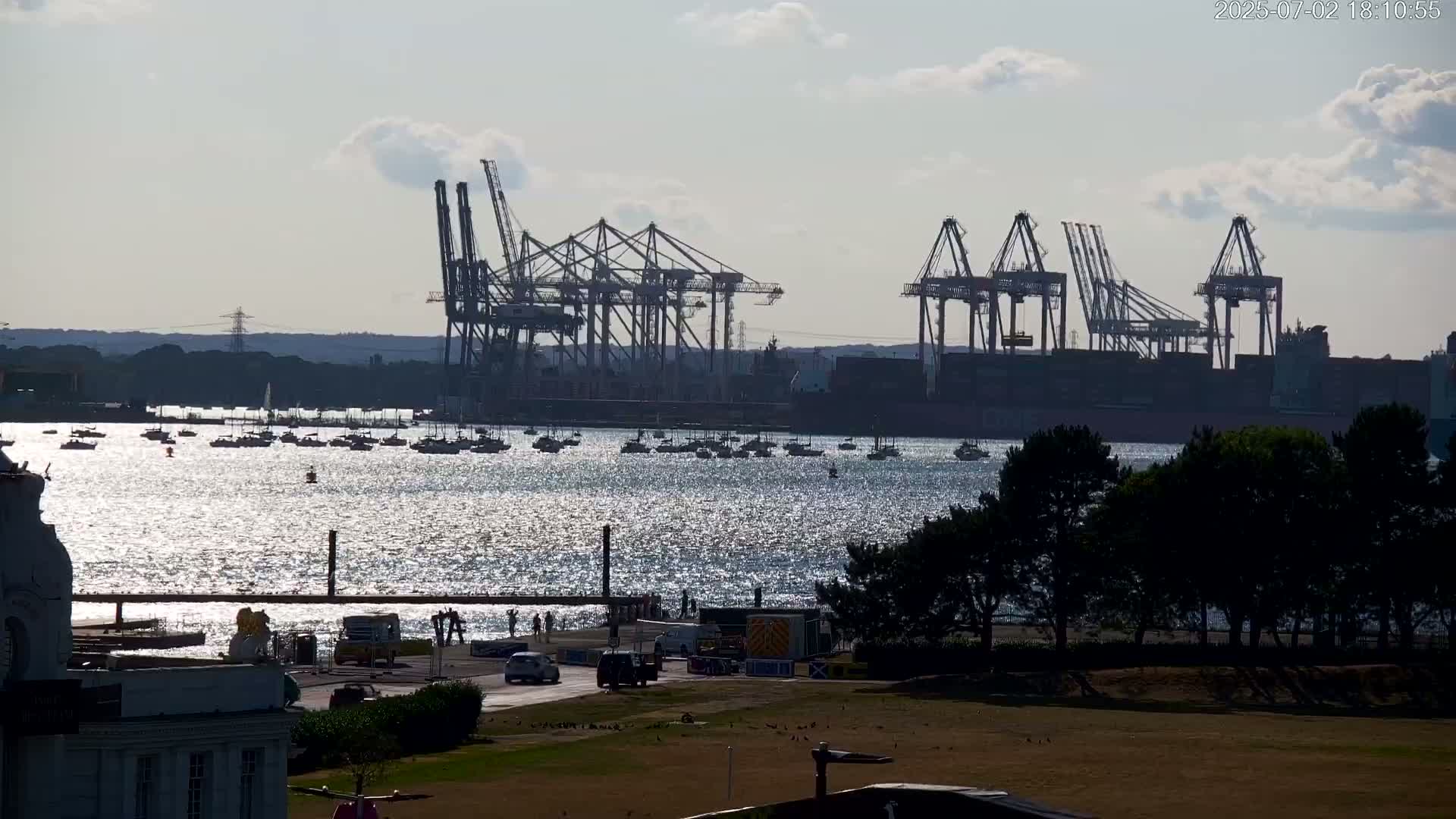 Southampton, Container Port & River Test Container Ship Shipspotting Live Cam - Southampton, Hampshire, South East, England, United Kingdom