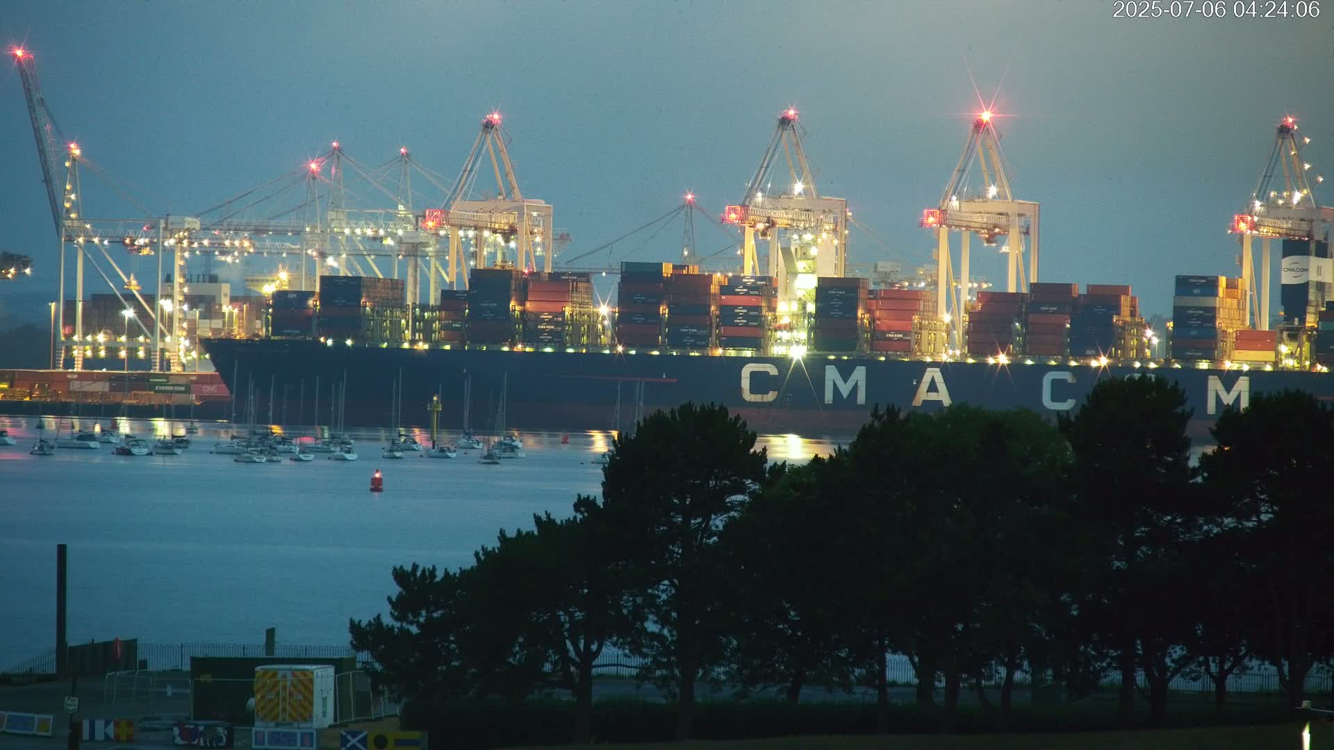 Southampton, Container Port & River Test Container Ship Shipspotting Live Cam - Southampton, Hampshire, South East, England, United Kingdom