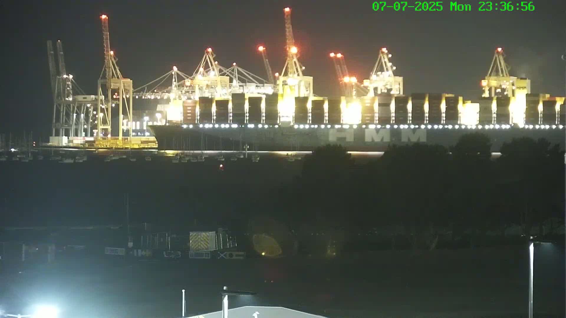 Southampton, Container Port & River Test Container Ship Shipspotting Live Cam - Southampton, Hampshire, South East, England, United Kingdom