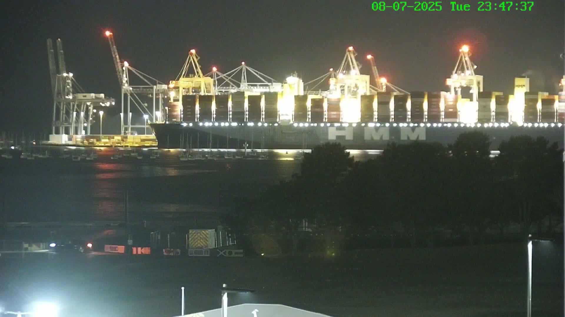 Southampton, Container Port & River Test Container Ship Shipspotting Live Cam - Southampton, Hampshire, South East, England, United Kingdom