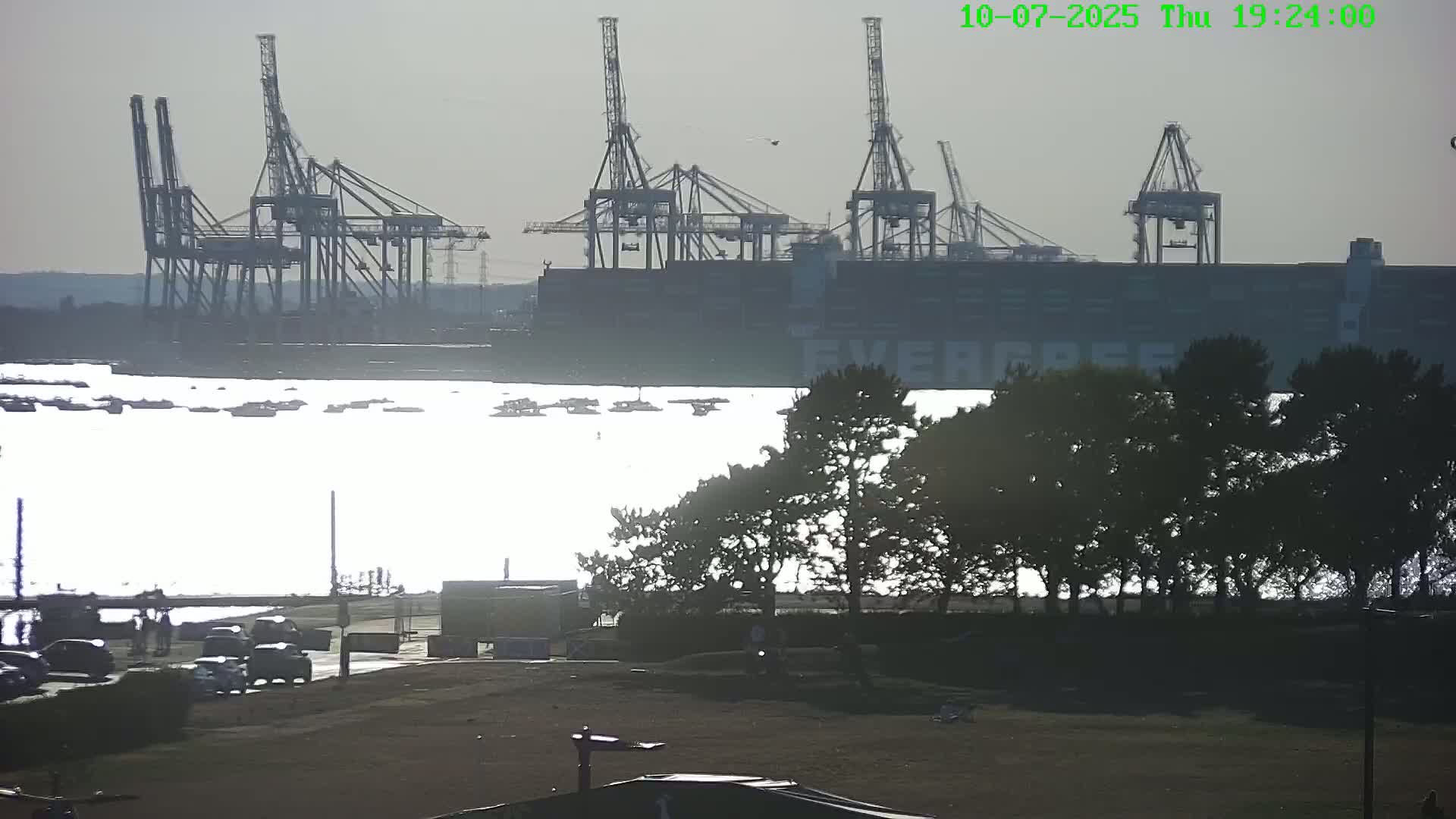 Southampton, Container Port & River Test Container Ship Shipspotting Live Cam - Southampton, Hampshire, South East, England, United Kingdom