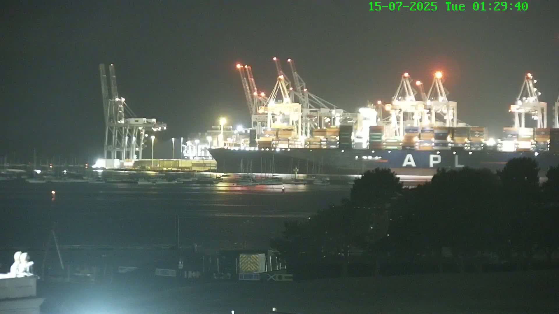 Southampton, Container Port & River Test Container Ship Shipspotting Live Cam - Southampton, Hampshire, South East, England, United Kingdom