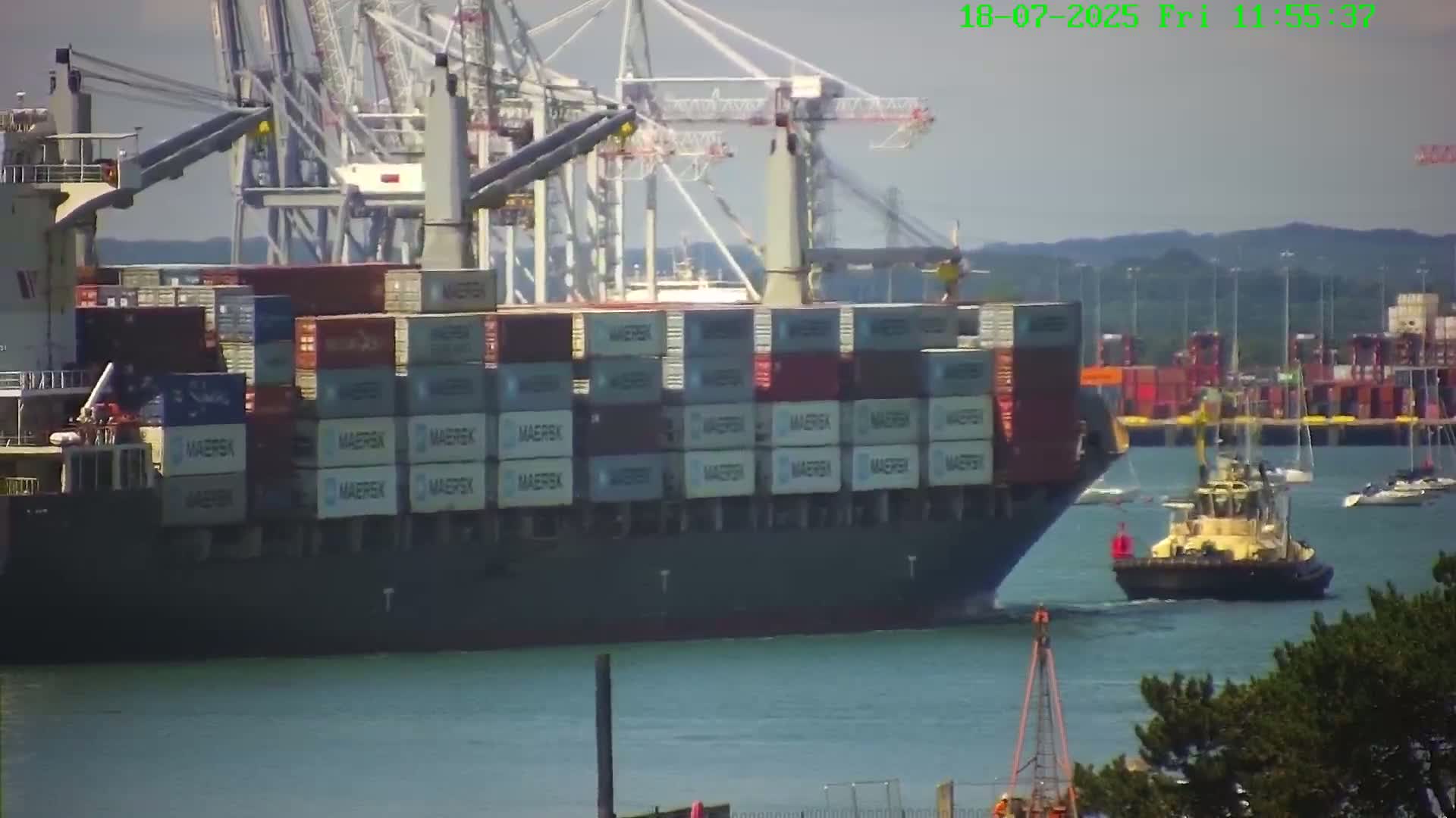Southampton, Container Port & River Test Container Ship Shipspotting Live Cam - Southampton, Hampshire, South East, England, United Kingdom