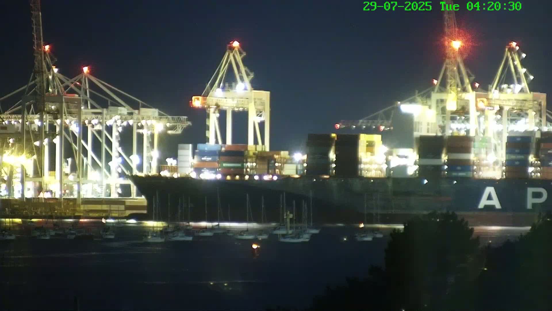 Southampton, Container Port & River Test Container Ship Shipspotting Live Cam - Southampton, Hampshire, South East, England, United Kingdom