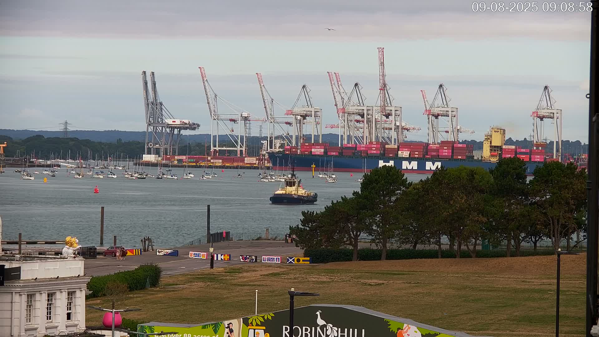 Southampton, Container Port & River Test Container Ship Shipspotting Live Cam - Southampton, Hampshire, South East, England, United Kingdom