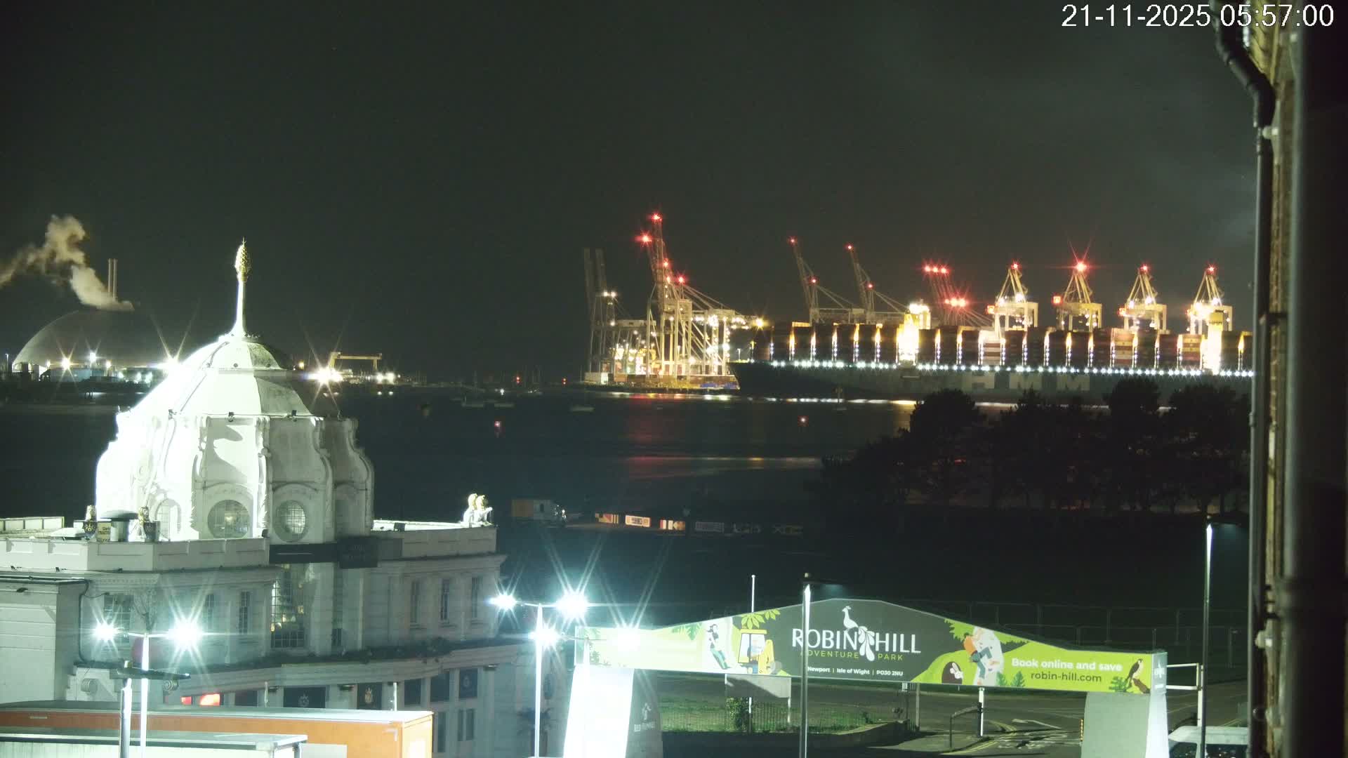 Southampton, Container Port & River Test Container Ship Shipspotting Live Cam - Southampton, Hampshire, South East, England, United Kingdom