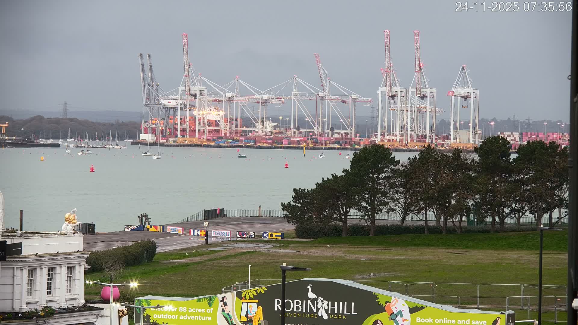 Southampton, Container Port & River Test Container Ship Shipspotting Live Cam - Southampton, Hampshire, South East, England, United Kingdom