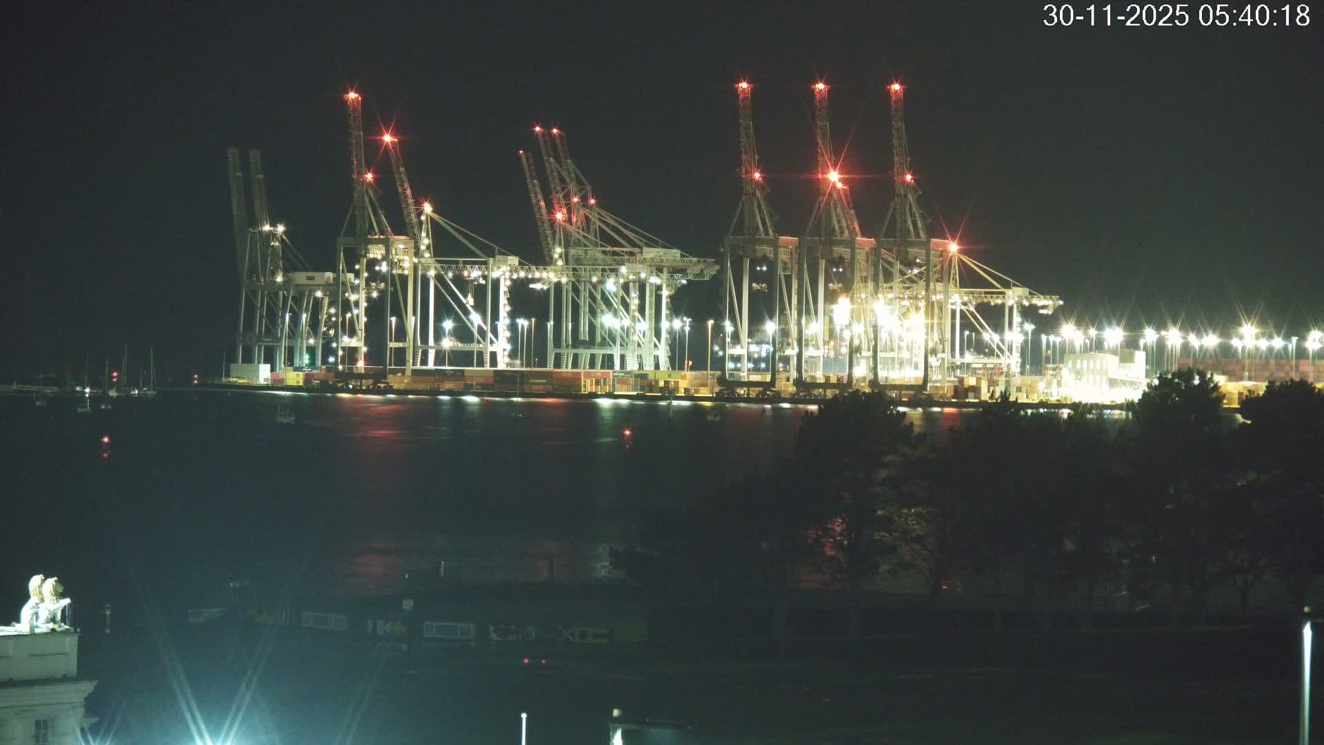 Southampton, Container Port & River Test Container Ship Shipspotting Live Cam - Southampton, Hampshire, South East, England, United Kingdom