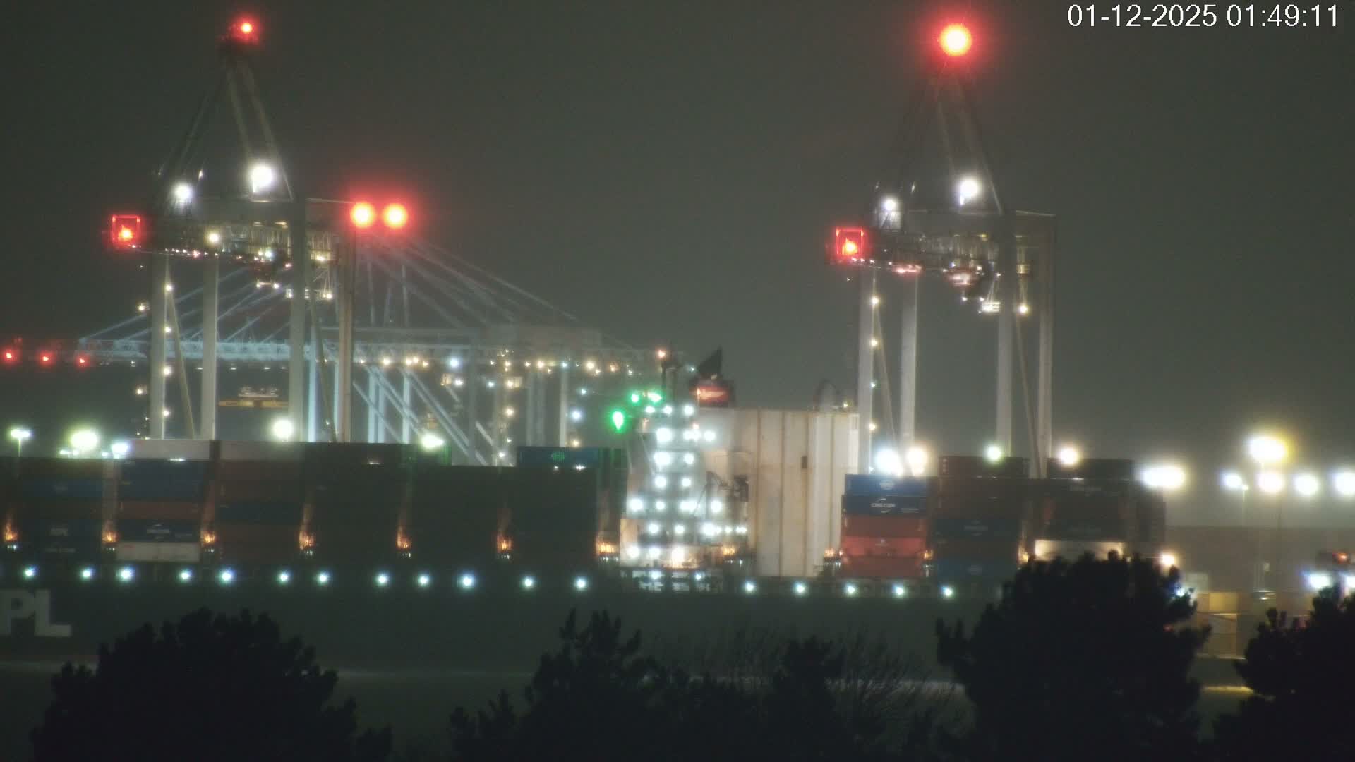 Southampton, Container Port & River Test Container Ship Shipspotting Live Cam - Southampton, Hampshire, South East, England, United Kingdom