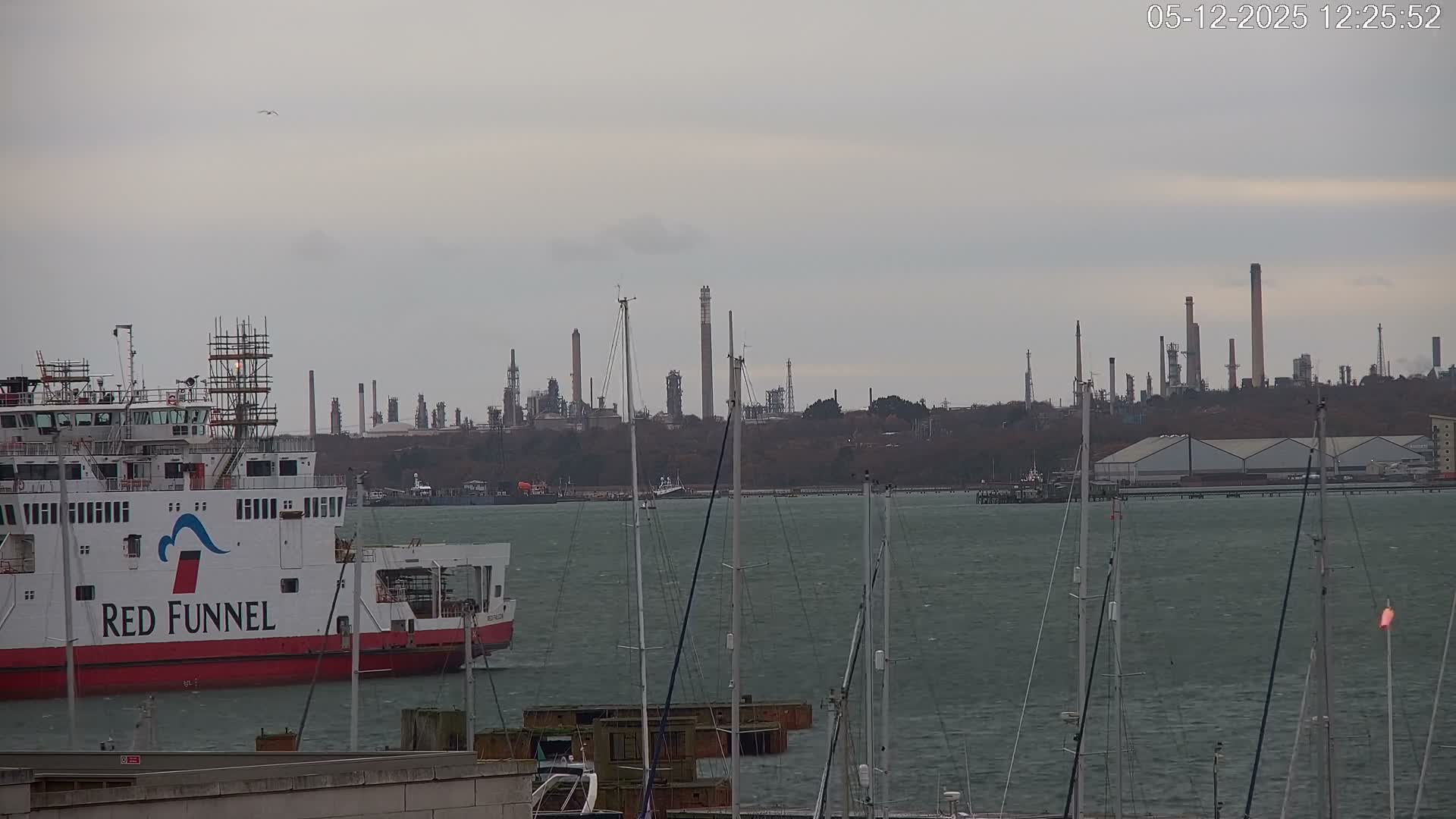 Southampton, Container Port & River Test Container Ship Shipspotting Live Cam - Southampton, Hampshire, South East, England, United Kingdom