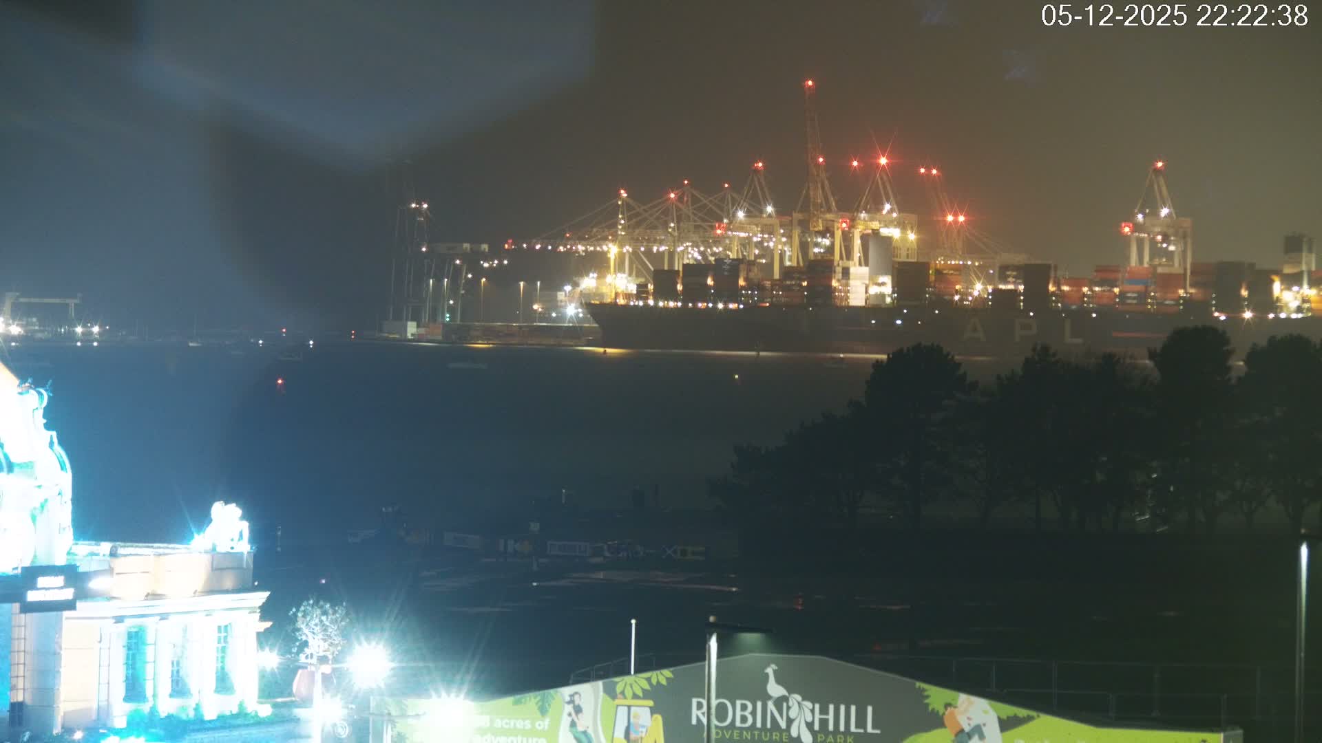 Southampton, Container Port & River Test Container Ship Shipspotting Live Cam - Southampton, Hampshire, South East, England, United Kingdom