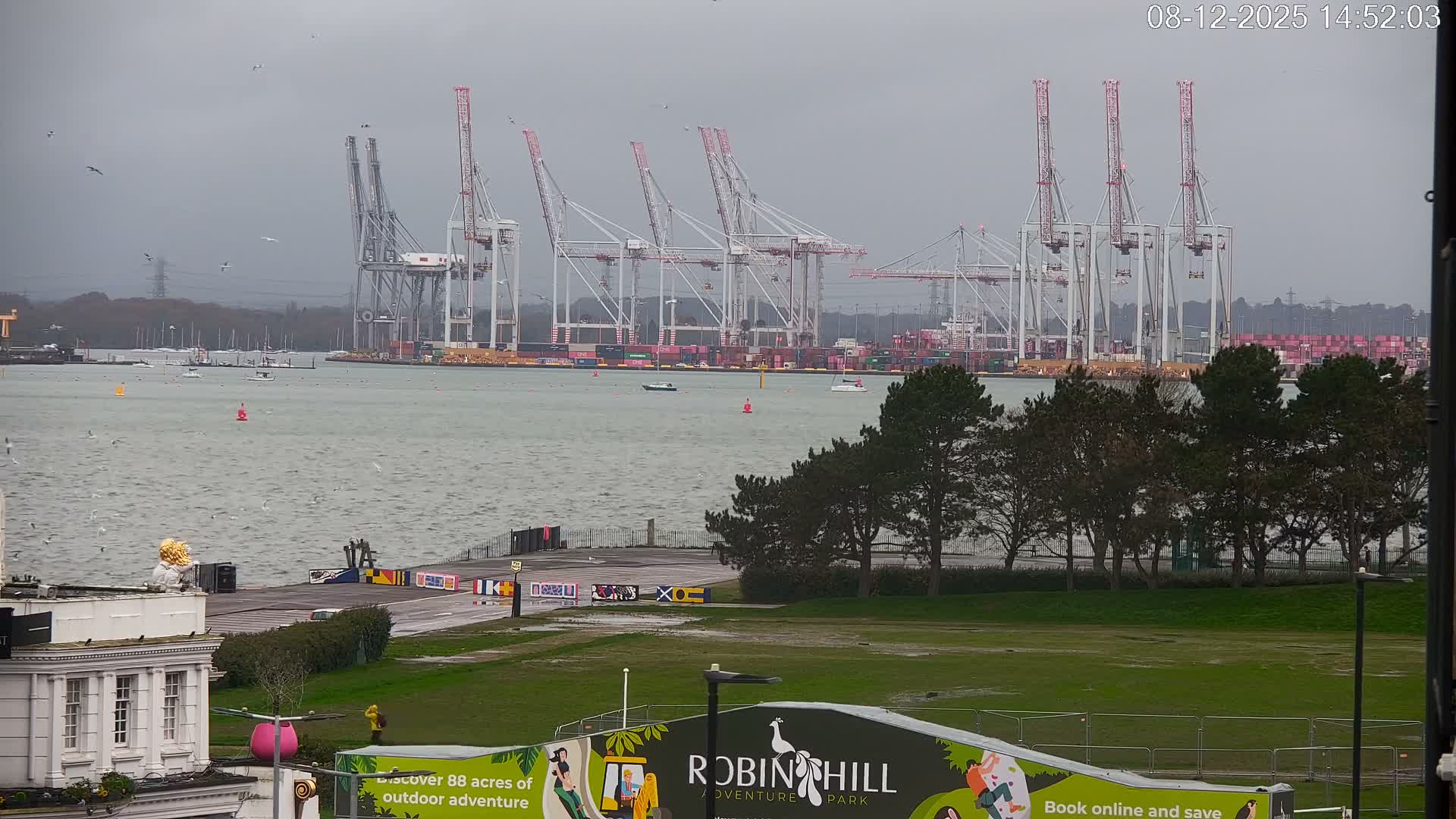 Southampton, Container Port & River Test Container Ship Shipspotting Live Cam - Southampton, Hampshire, South East, England, United Kingdom