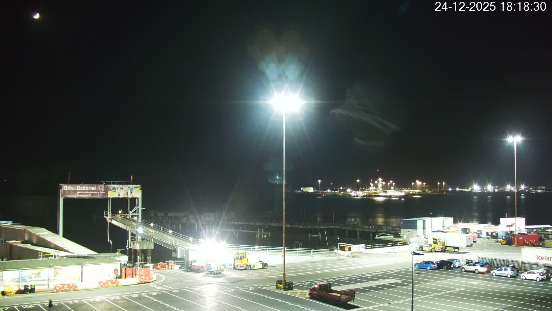 Southampton, Container Port & River Test Container Ship Shipspotting Live Cam - Southampton, Hampshire, South East, England, United Kingdom