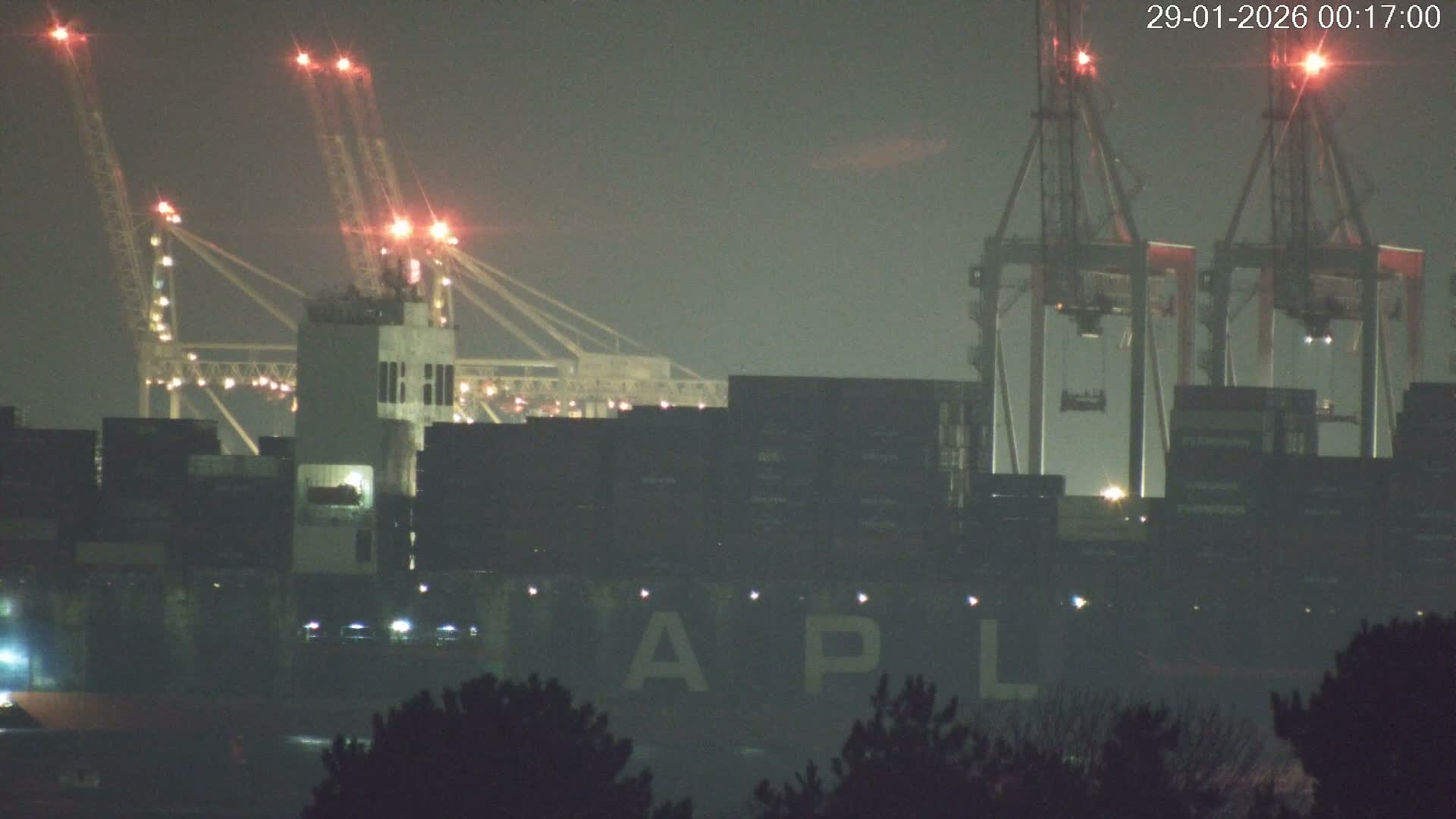 Southampton, Container Port & River Test Container Ship Shipspotting Live Cam - Southampton, Hampshire, South East, England, United Kingdom