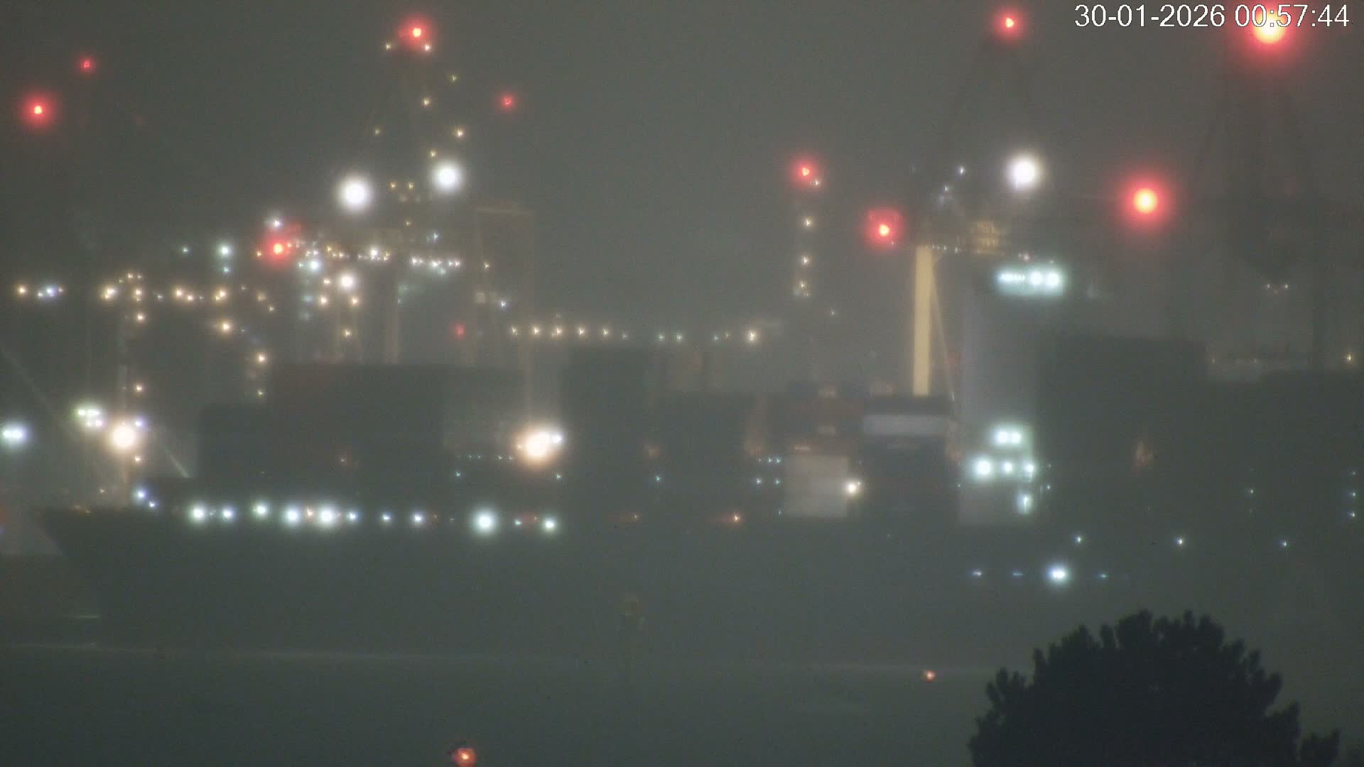 Southampton, Container Port & River Test Container Ship Shipspotting Live Cam - Southampton, Hampshire, South East, England, United Kingdom