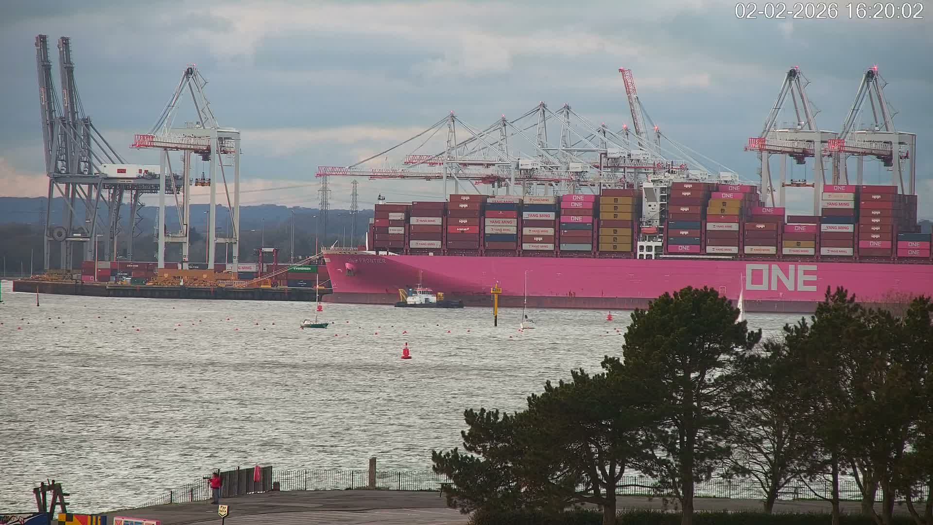 Southampton, Container Port & River Test Container Ship Shipspotting Live Cam - Southampton, Hampshire, South East, England, United Kingdom