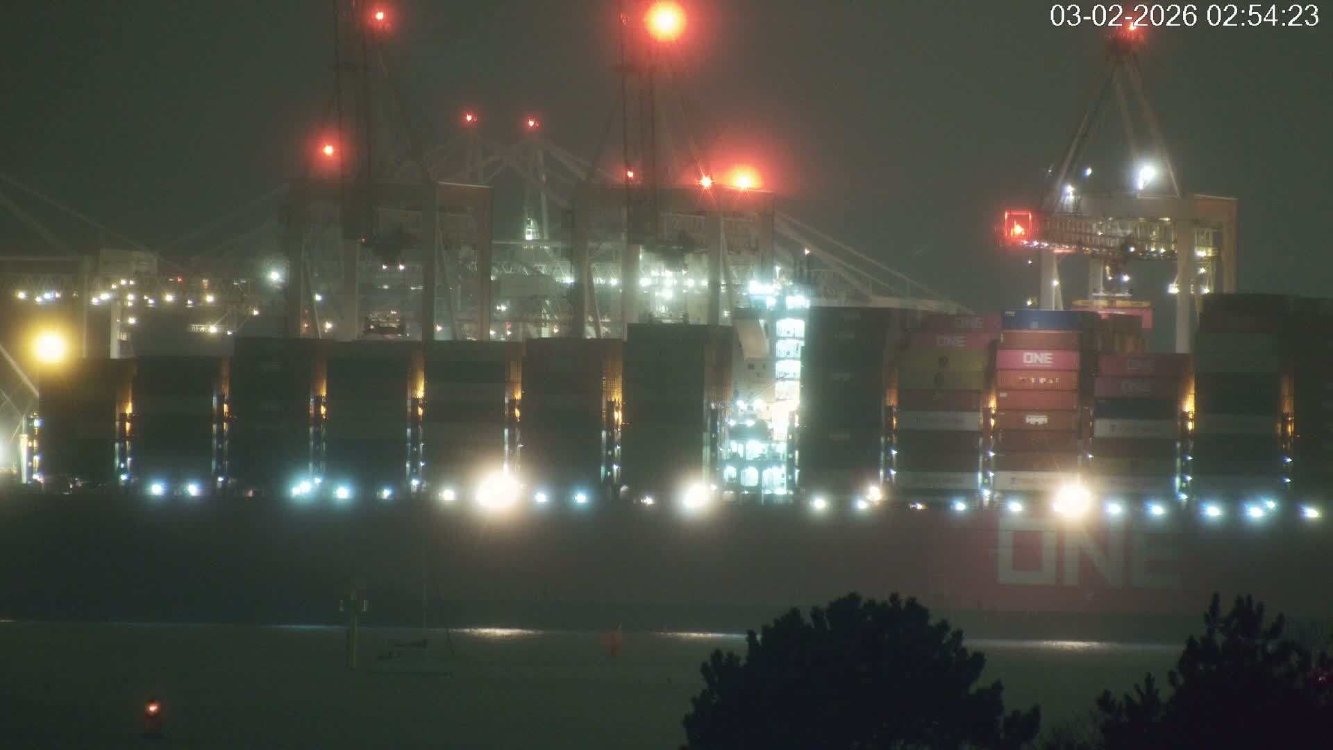 Southampton, Container Port & River Test Container Ship Shipspotting Live Cam - Southampton, Hampshire, South East, England, United Kingdom