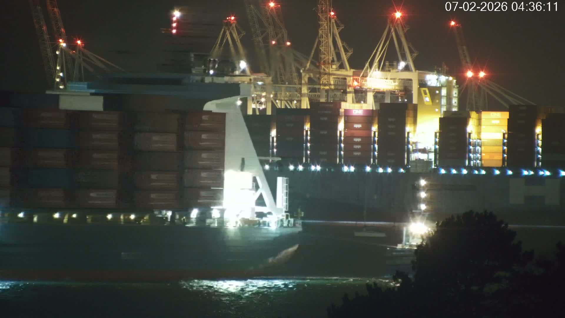 Southampton, Container Port & River Test Container Ship Shipspotting Live Cam - Southampton, Hampshire, South East, England, United Kingdom