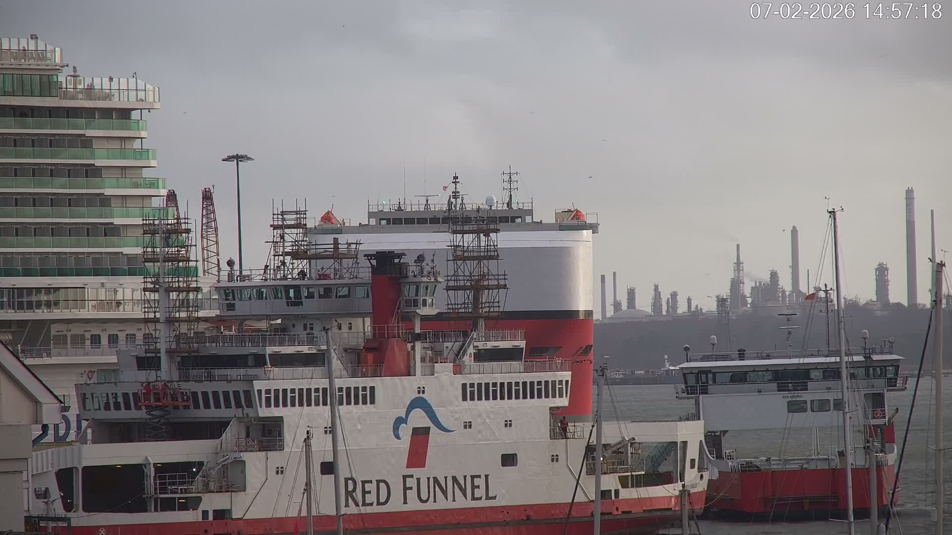 Southampton, Container Port & River Test Container Ship Shipspotting Live Cam - Southampton, Hampshire, South East, England, United Kingdom