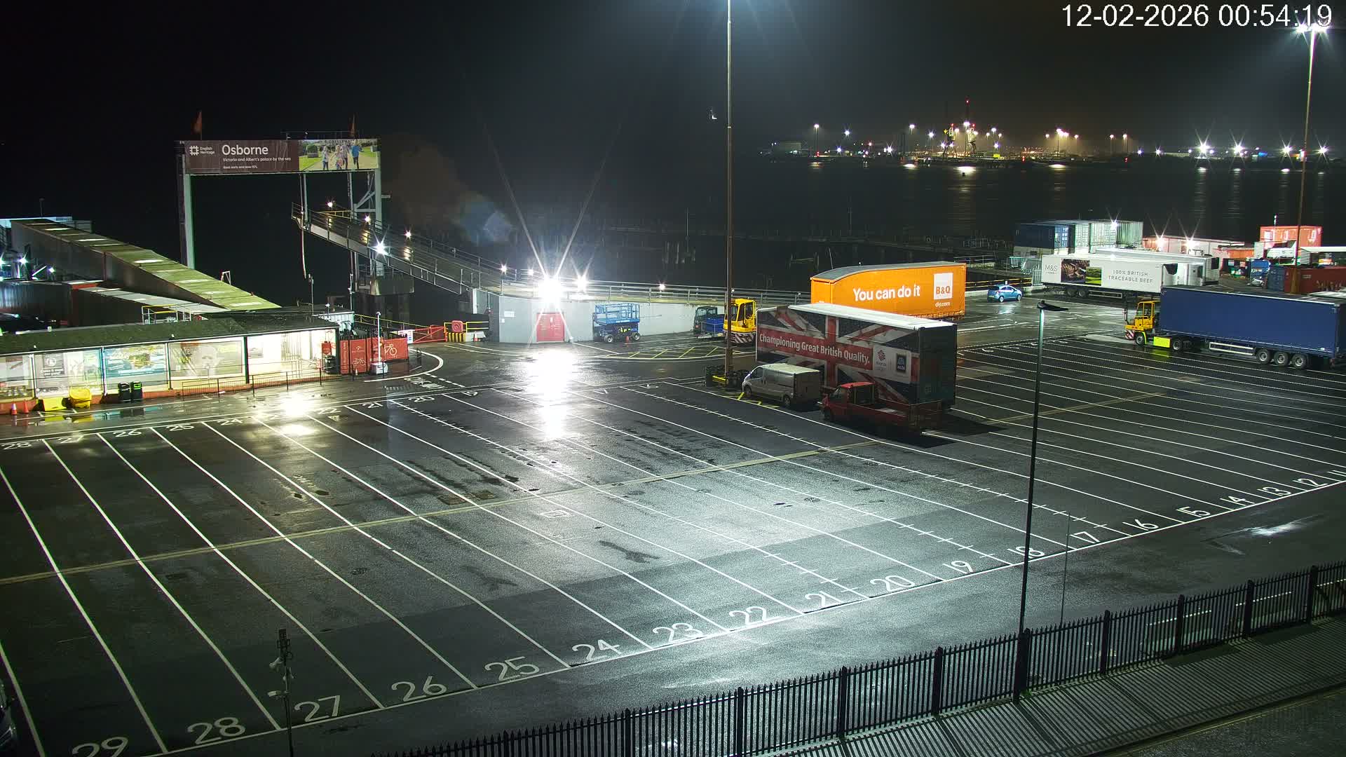 Southampton, Container Port & River Test Container Ship Shipspotting Live Cam - Southampton, Hampshire, South East, England, United Kingdom