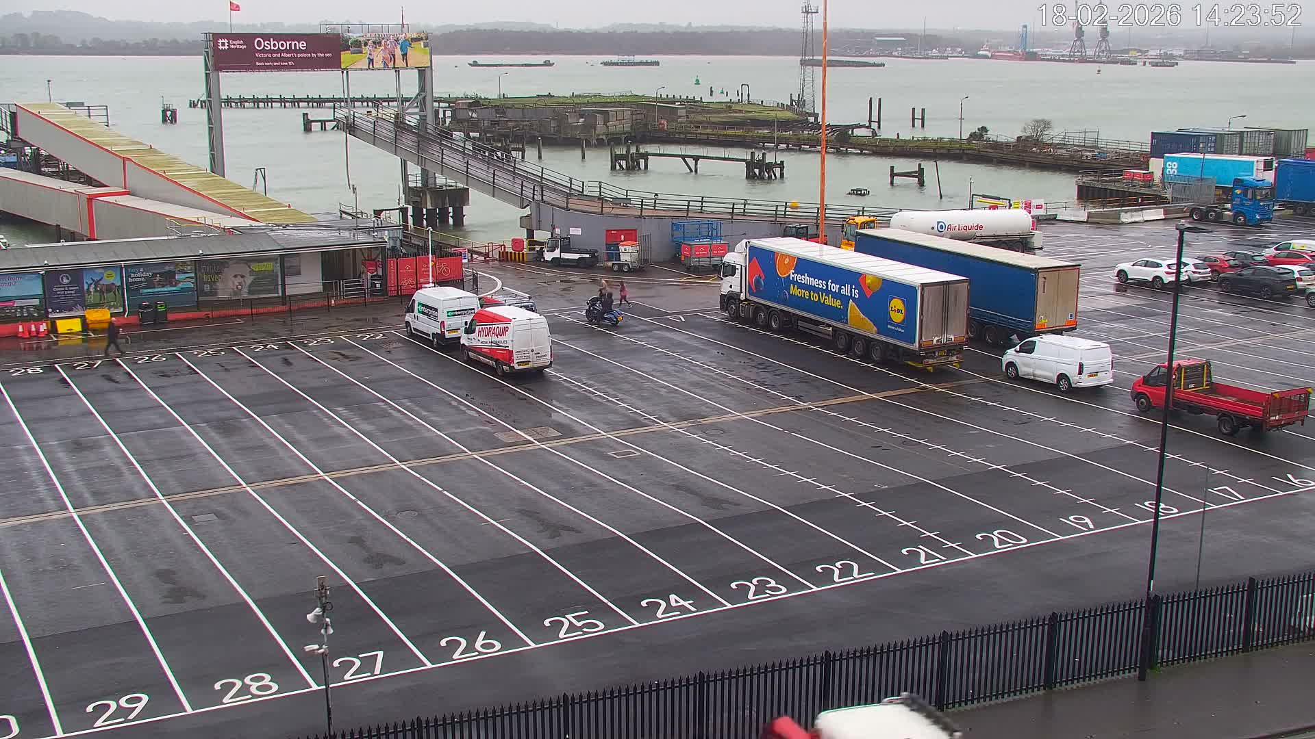 Southampton, Container Port & River Test Container Ship Shipspotting Live Cam - Southampton, Hampshire, South East, England, United Kingdom