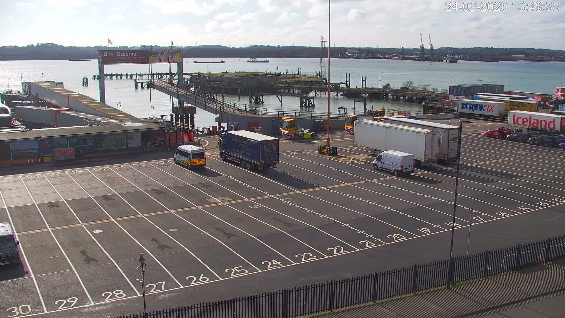 Southampton, Container Port & River Test Container Ship Shipspotting Live Cam - Southampton, Hampshire, South East, England, United Kingdom