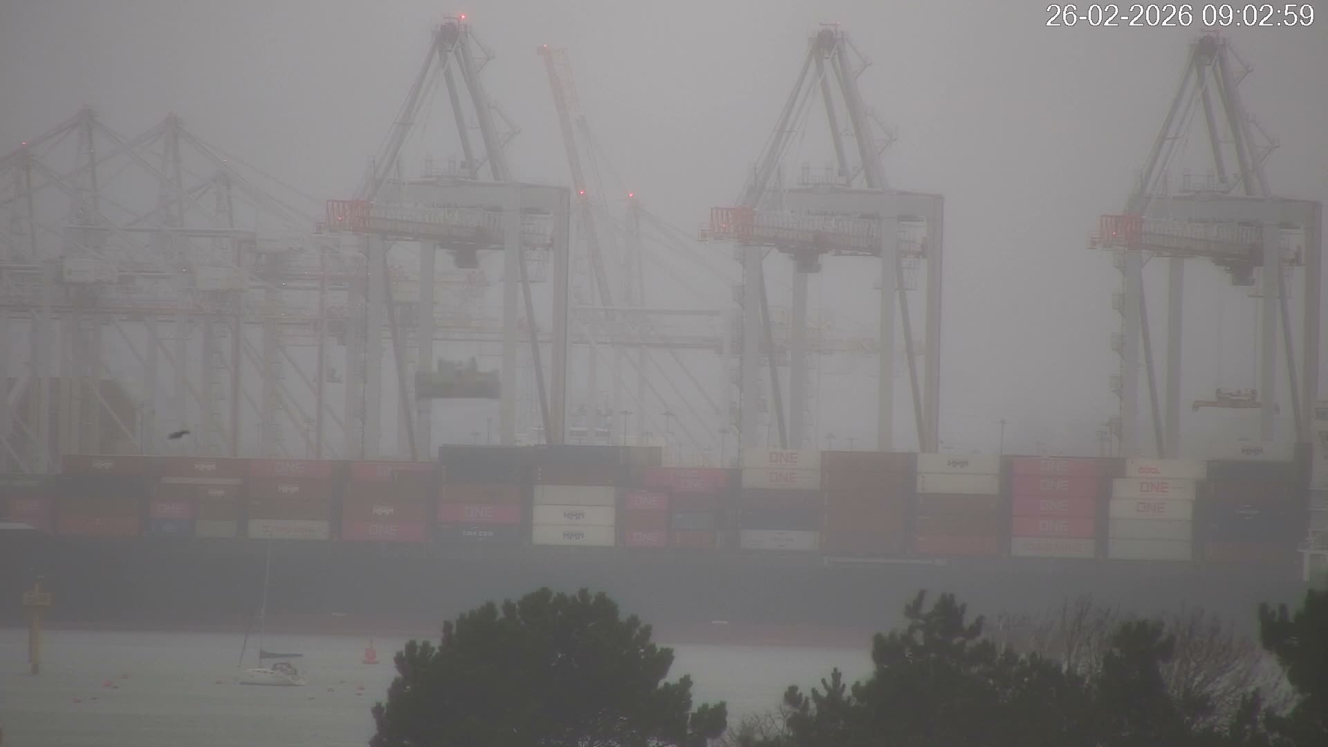 Southampton, Container Port & River Test Container Ship Shipspotting Live Cam - Southampton, Hampshire, South East, England, United Kingdom