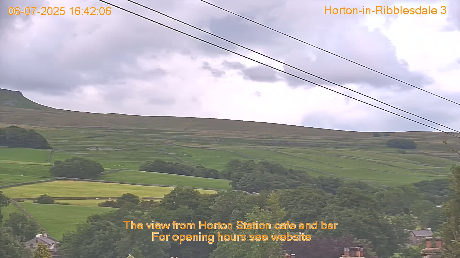 Horton-in-Ribblesdale Village & Ribble Valley Panaromic Live Cam - North Yorkshire, Yorkshire and the Humber, England, United Kingdom