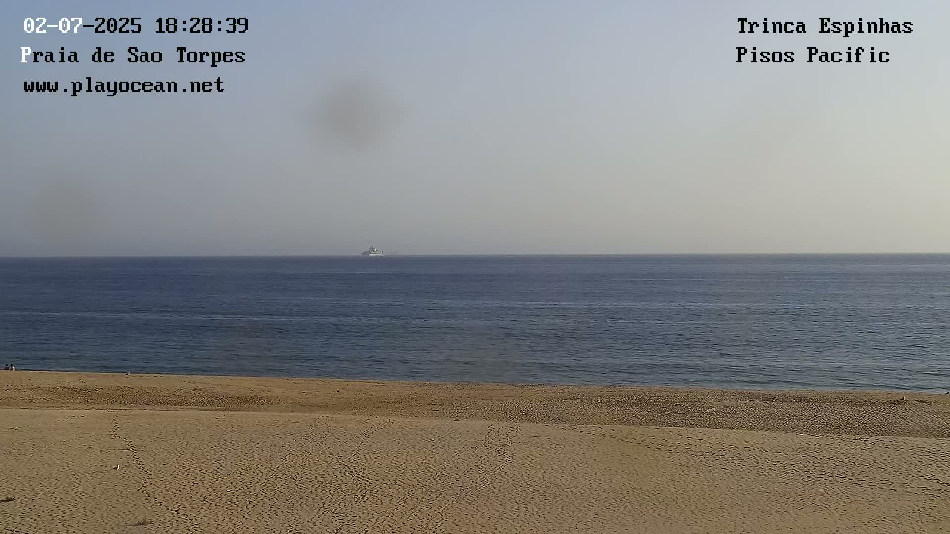 Sines, Praia de São Torpes Beach & Porto Sines Port Live Cam - Sines, Setúbal, Alentejo Litoral, Alentejo, Portugal