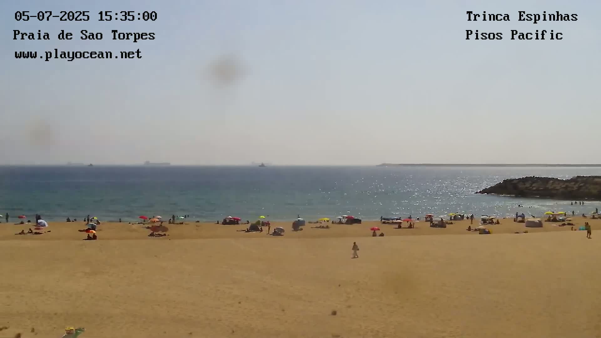 Sines, Praia de São Torpes Beach & Porto Sines Port Live Cam - Sines, Setúbal, Alentejo Litoral, Alentejo, Portugal