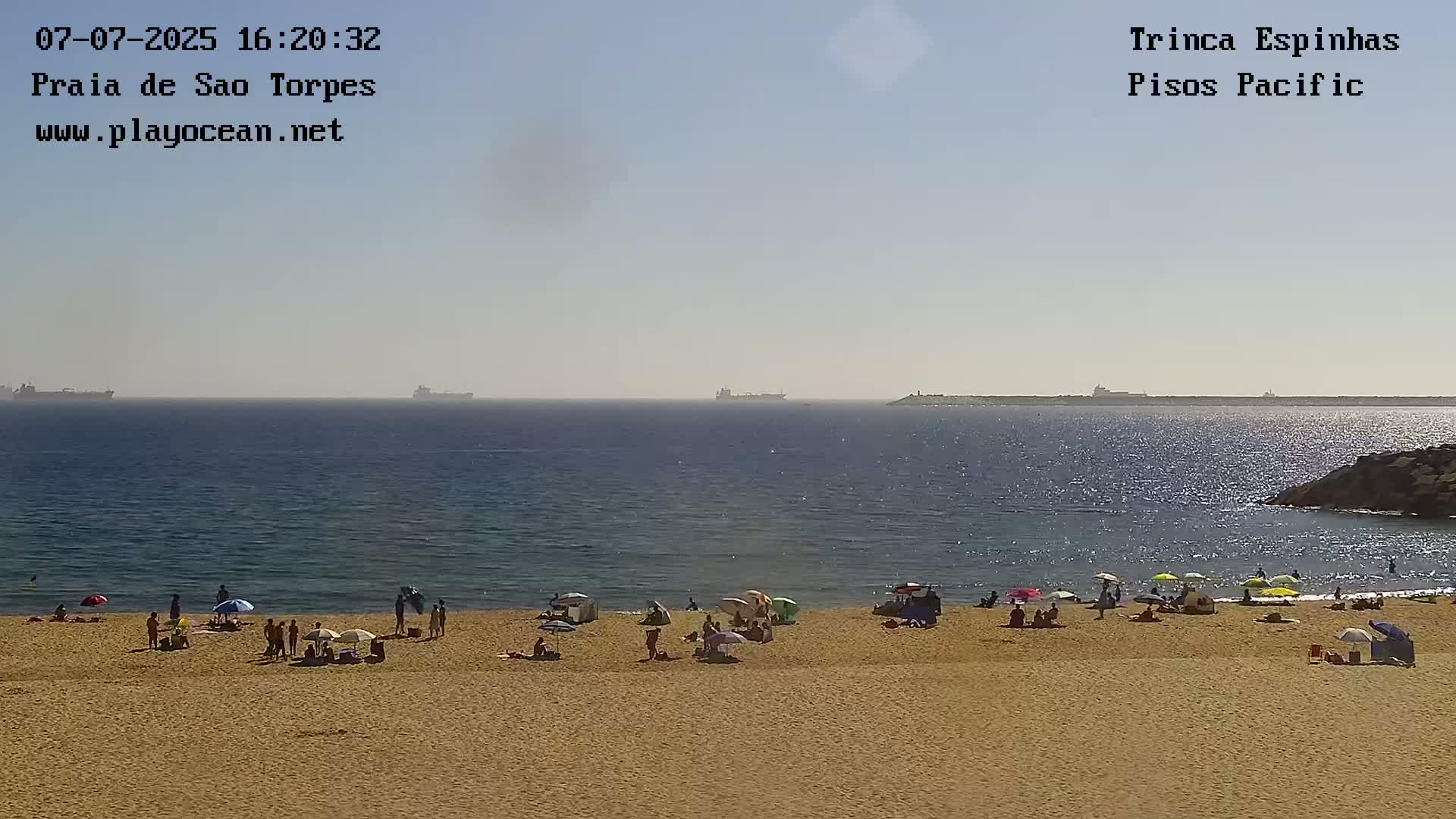 Sines, Praia de São Torpes Beach & Porto Sines Port Live Cam - Sines, Setúbal, Alentejo Litoral, Alentejo, Portugal