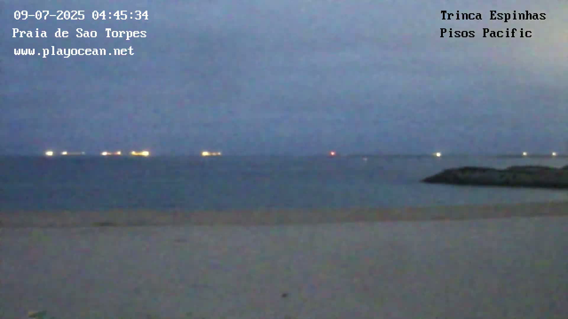 Sines, Praia de São Torpes Beach & Porto Sines Port Live Cam - Sines, Setúbal, Alentejo Litoral, Alentejo, Portugal