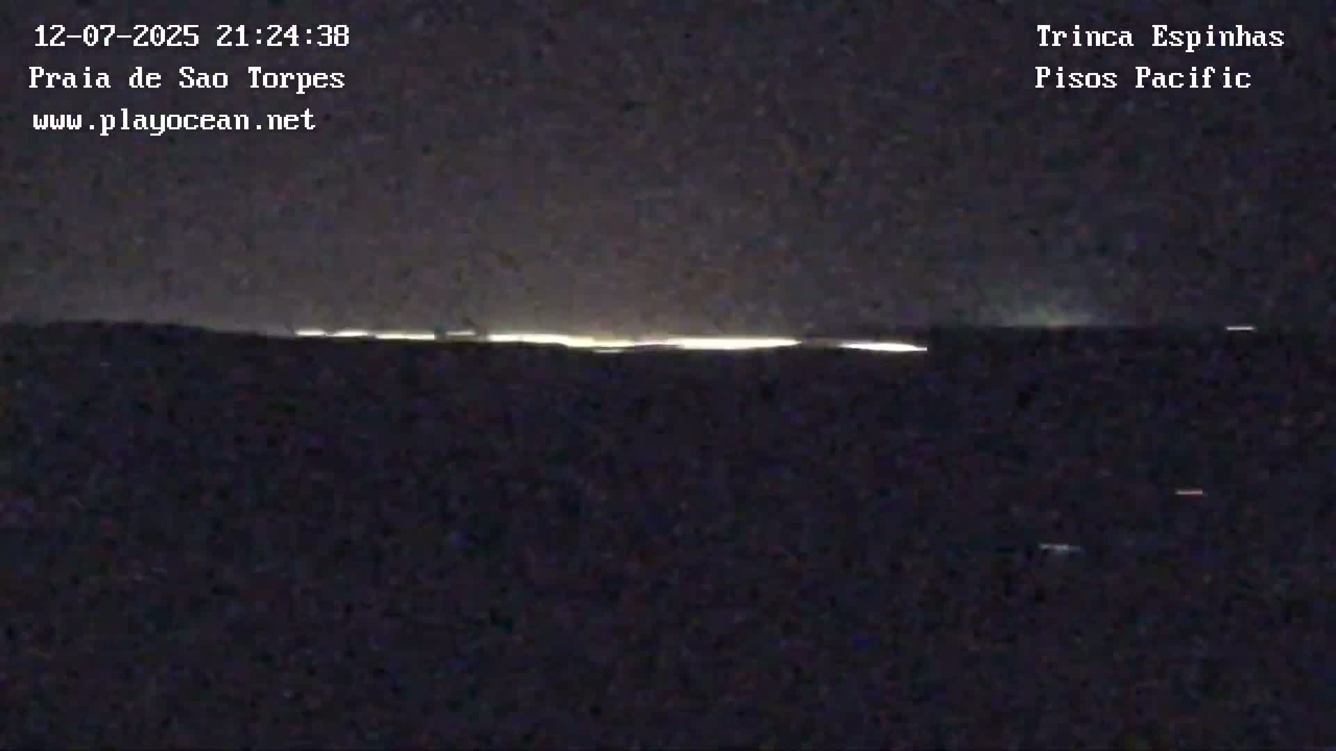 Sines, Praia de São Torpes Beach & Porto Sines Port Live Cam - Sines, Setúbal, Alentejo Litoral, Alentejo, Portugal