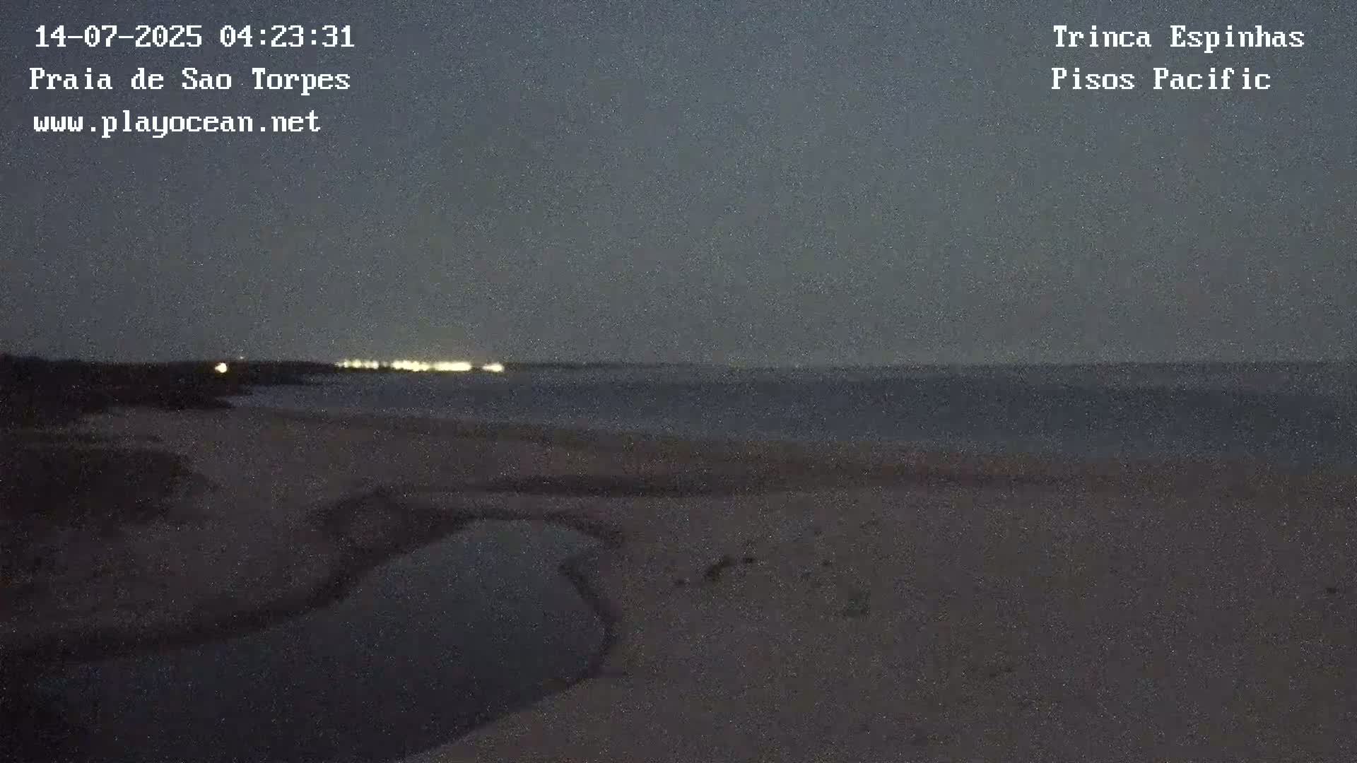 Sines, Praia de São Torpes Beach & Porto Sines Port Live Cam - Sines, Setúbal, Alentejo Litoral, Alentejo, Portugal