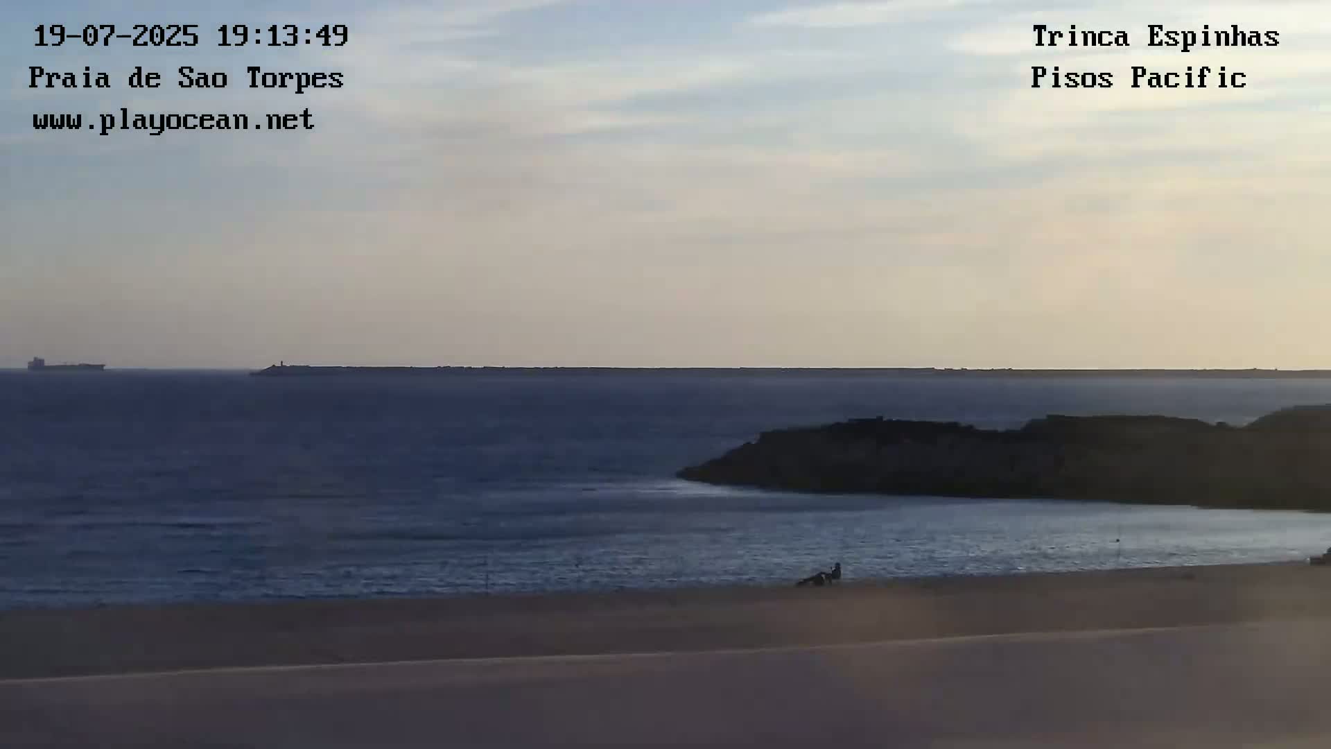 Sines, Praia de São Torpes Beach & Porto Sines Port Live Cam - Sines, Setúbal, Alentejo Litoral, Alentejo, Portugal