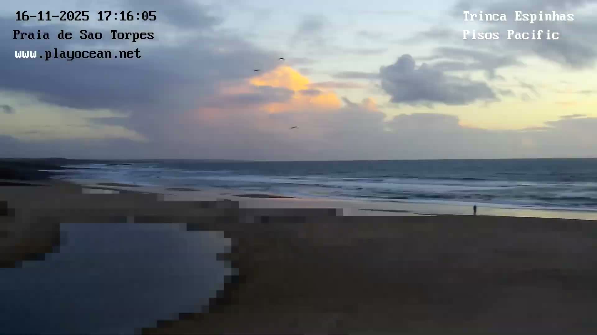 Sines, Praia de São Torpes Beach & Porto Sines Port Live Cam - Sines, Setúbal, Alentejo Litoral, Alentejo, Portugal