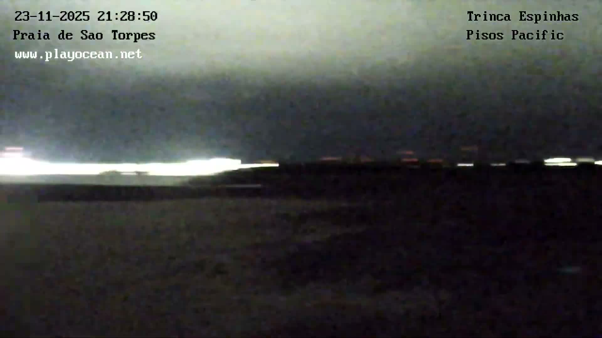 Sines, Praia de São Torpes Beach & Porto Sines Port Live Cam - Sines, Setúbal, Alentejo Litoral, Alentejo, Portugal