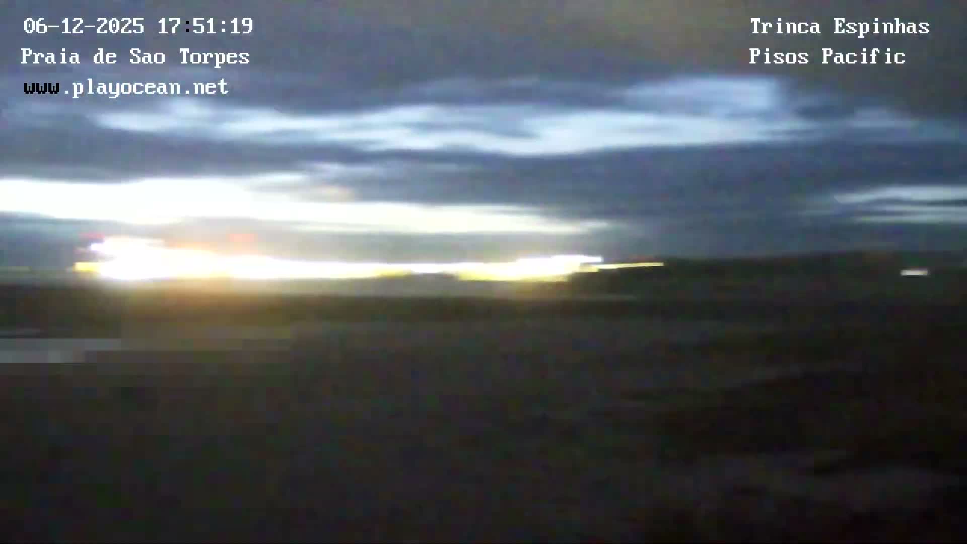 Sines, Praia de São Torpes Beach & Porto Sines Port Live Cam - Sines, Setúbal, Alentejo Litoral, Alentejo, Portugal