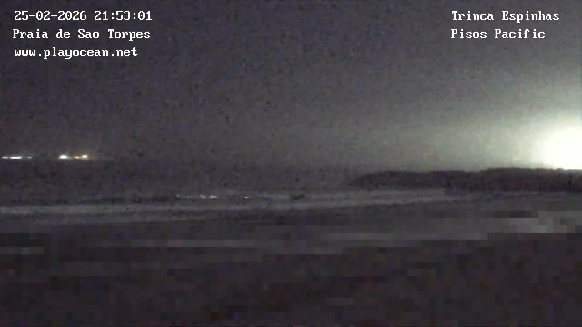 Sines, Praia de São Torpes Beach & Porto Sines Port Live Cam - Sines, Setúbal, Alentejo Litoral, Alentejo, Portugal
