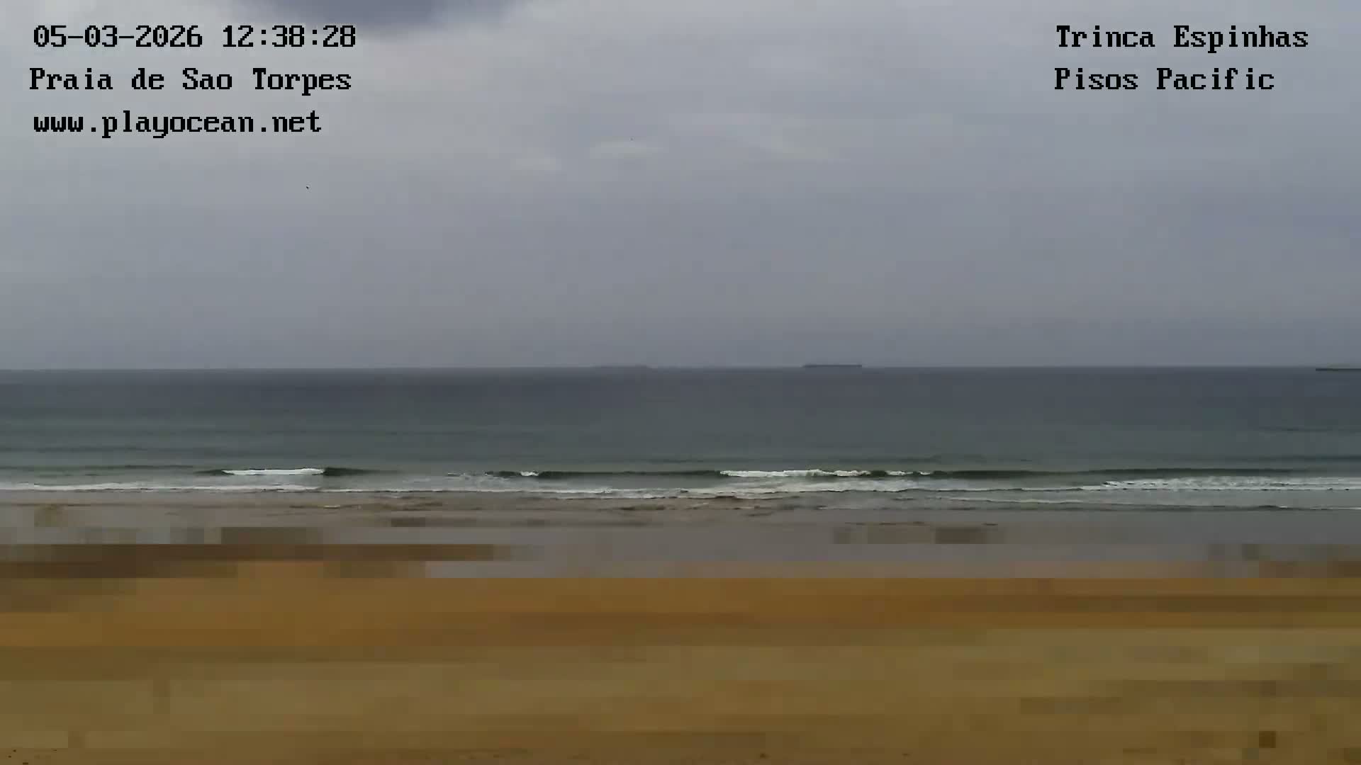 Sines, Praia de São Torpes Beach & Porto Sines Port Live Cam - Sines, Setúbal, Alentejo Litoral, Alentejo, Portugal