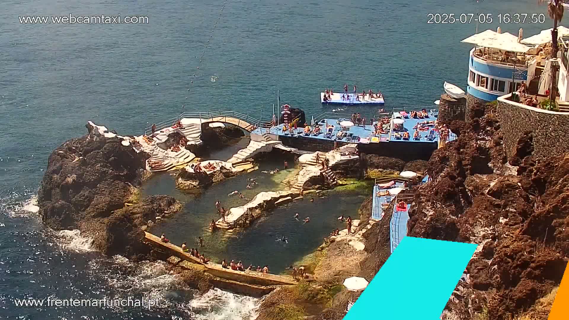 Sao Martinho, Piscinas Naturais da Doca do Cavacas Natural Pools Live Cam - Sao Martinho,  Funchal, Madeira, Portugal