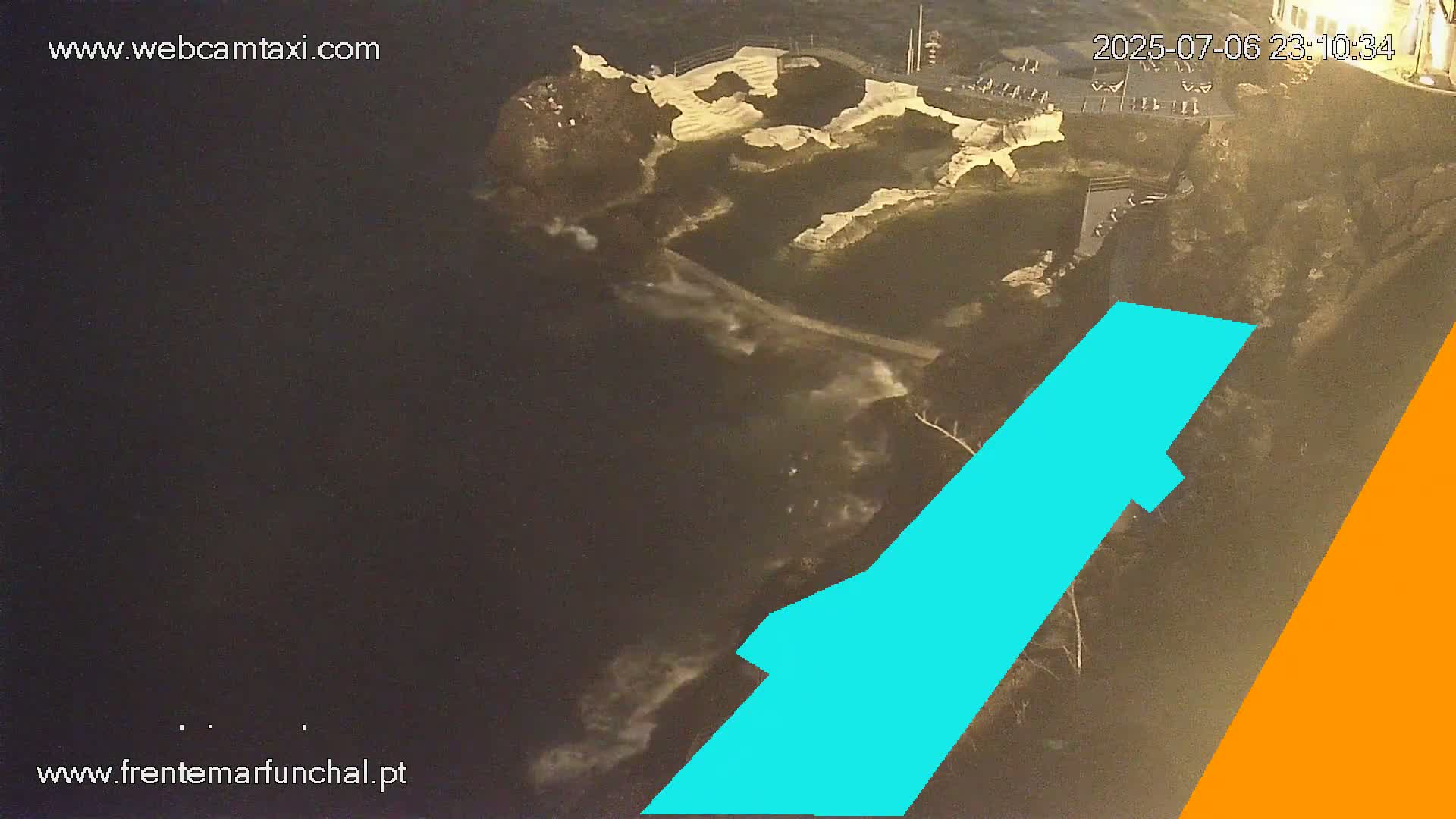Sao Martinho, Piscinas Naturais da Doca do Cavacas Natural Pools Live Cam - Sao Martinho,  Funchal, Madeira, Portugal
