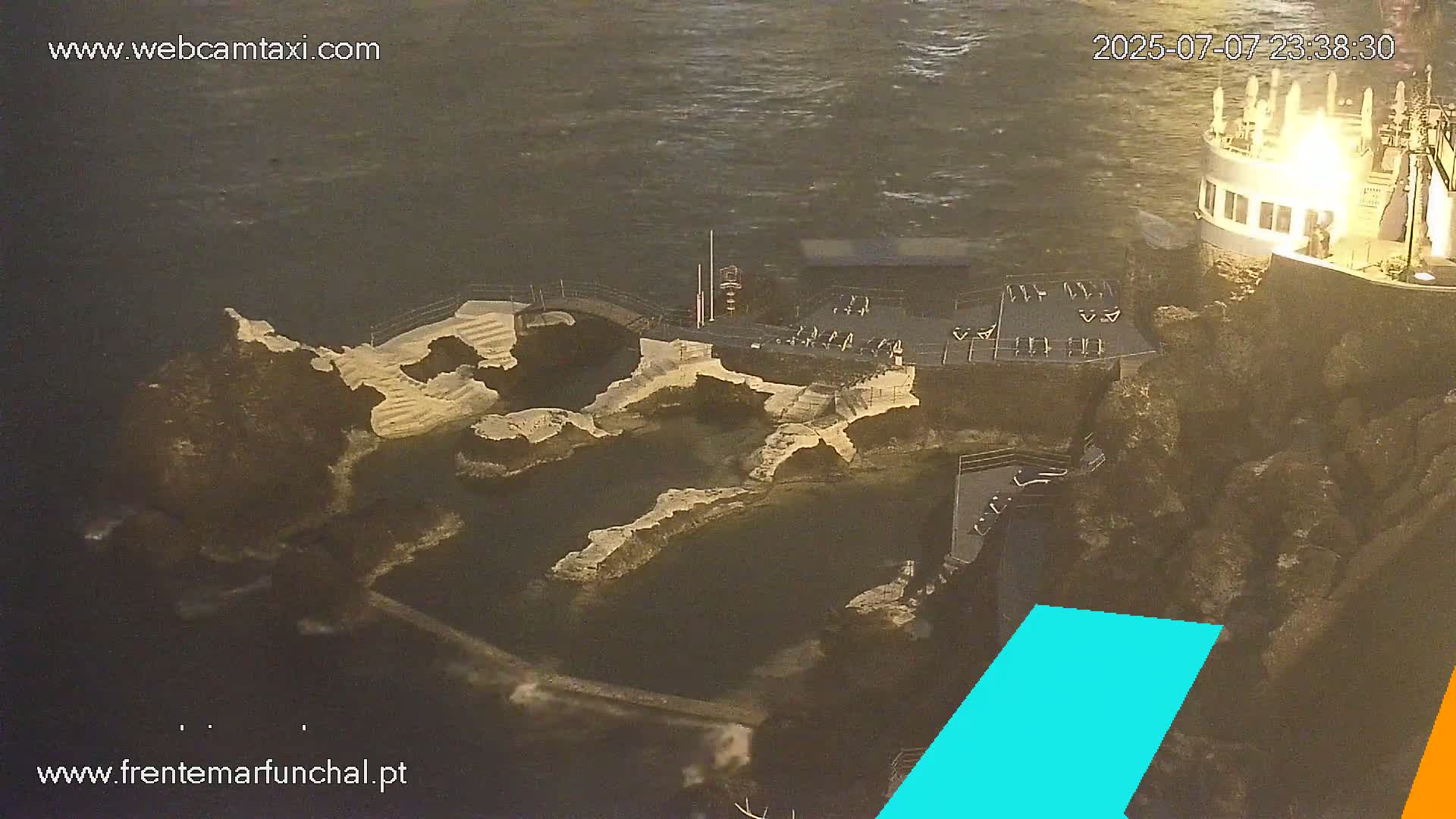 Sao Martinho, Piscinas Naturais da Doca do Cavacas Natural Pools Live Cam - Sao Martinho,  Funchal, Madeira, Portugal