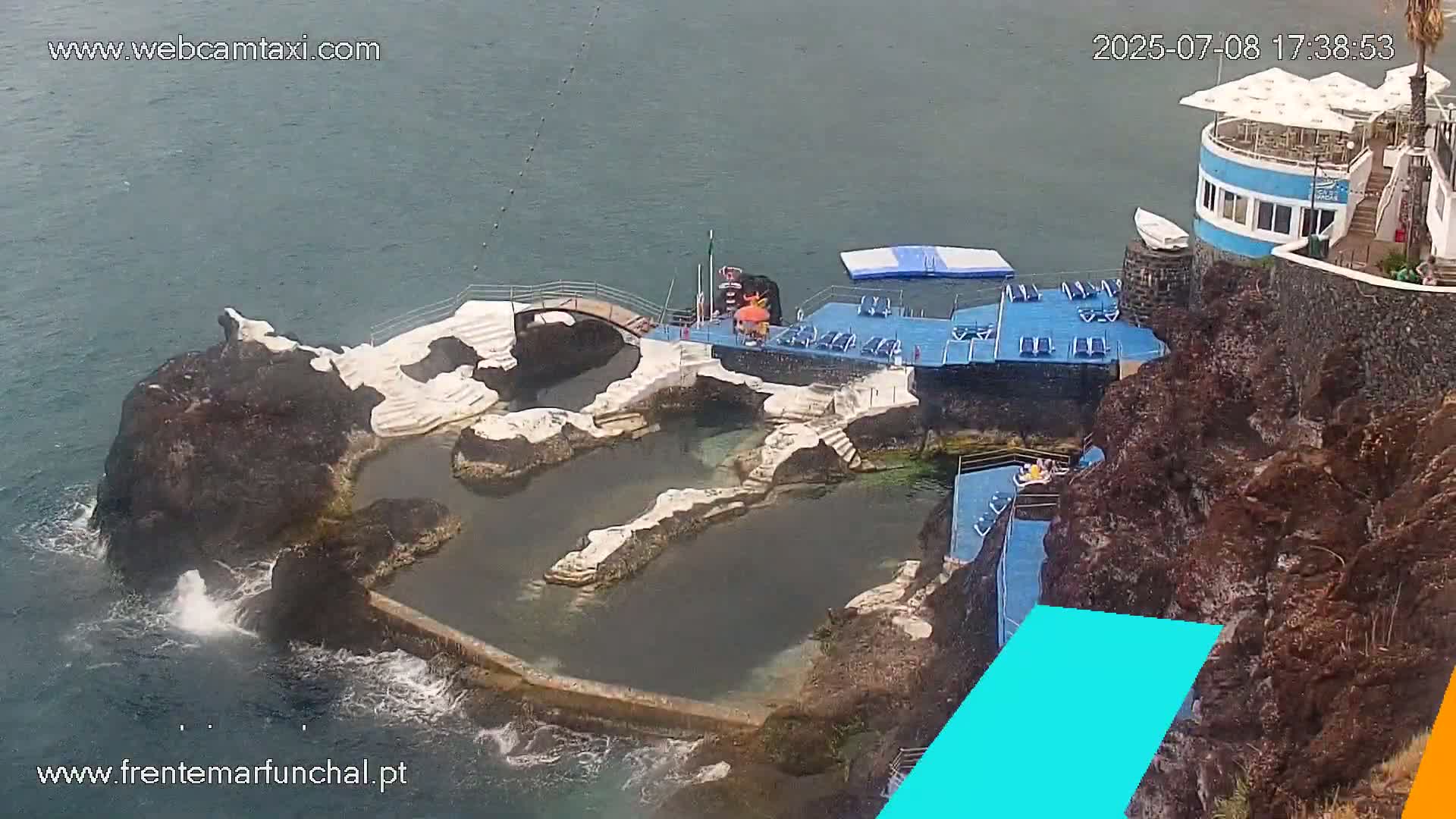 Sao Martinho, Piscinas Naturais da Doca do Cavacas Natural Pools Live Cam - Sao Martinho,  Funchal, Madeira, Portugal
